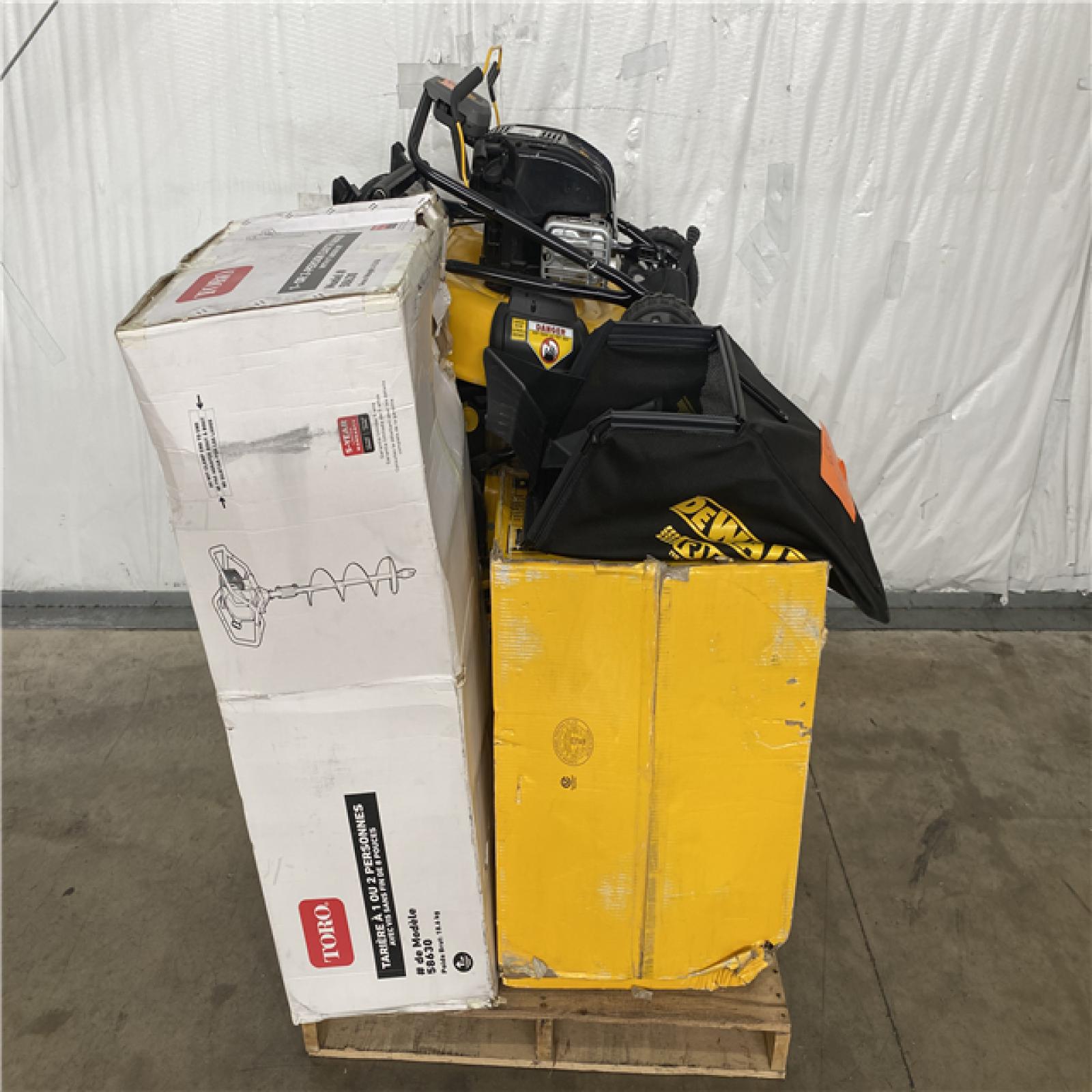 Houston Location AS IS - Outdoor Pallet