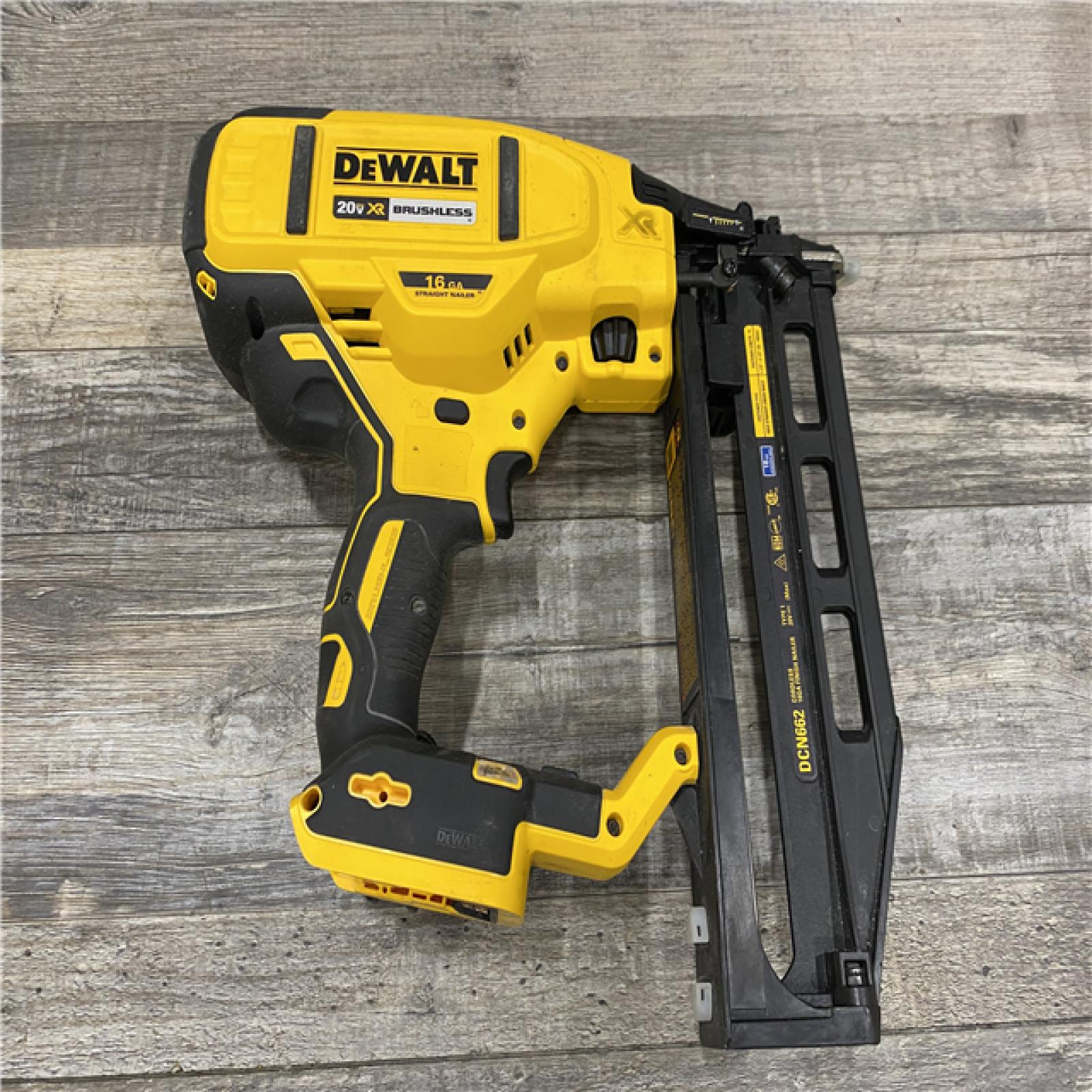 AS-IS DEWALT 20V MAX XR 16-Gauge Lithium-Ion Cordless Finish Nailer (Tool Only)