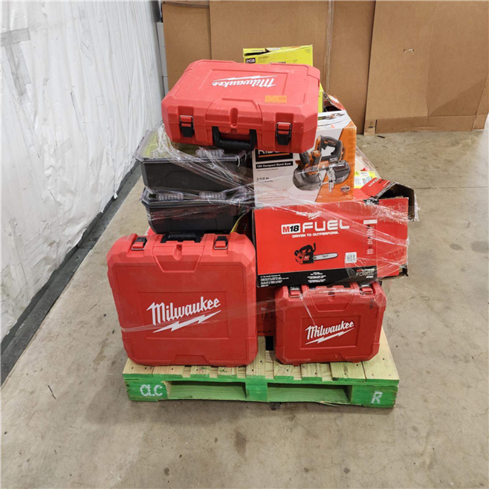 HOUSTON LOCATION - AS-IS TOOL PALLET