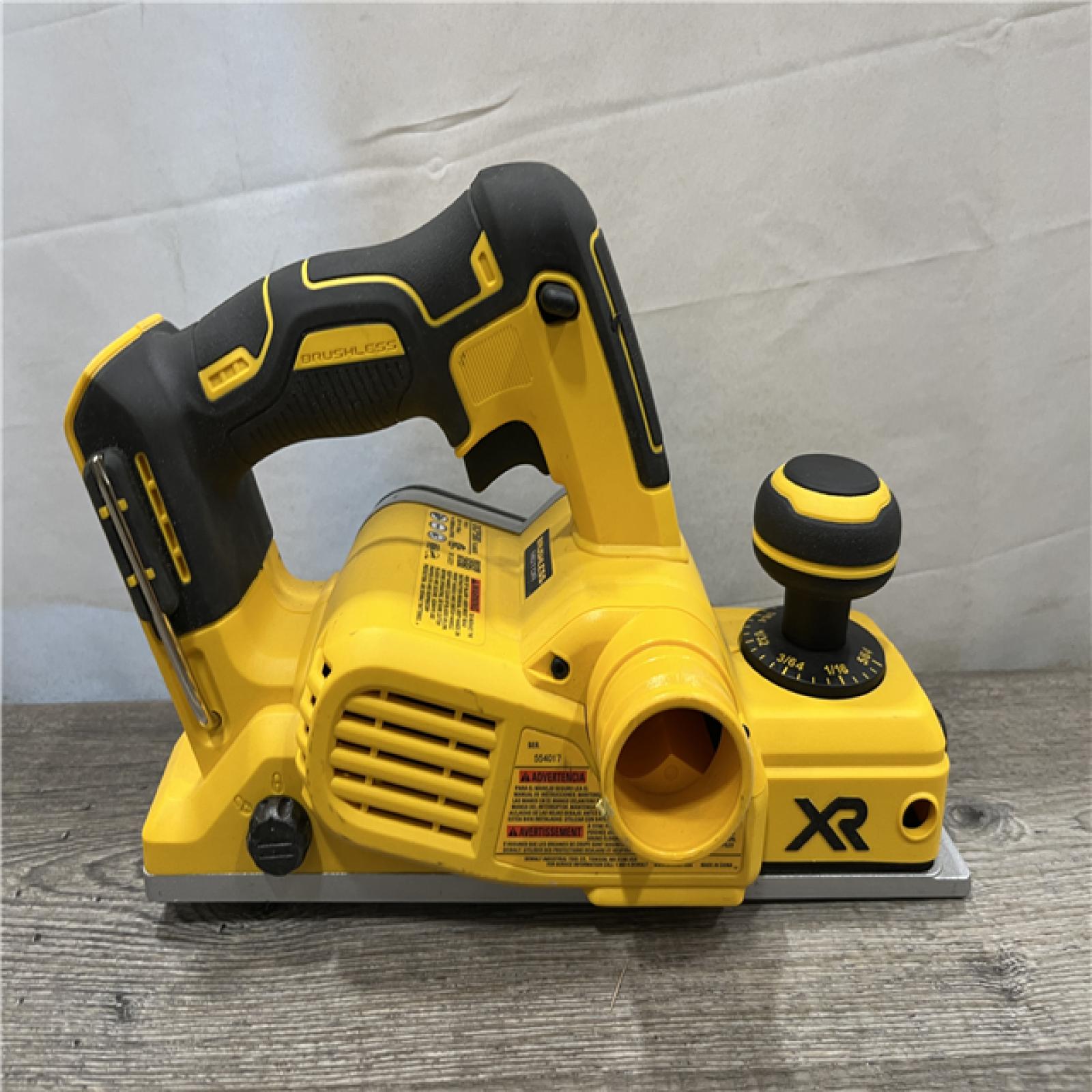 AS-IS DEWALT 20V MAX XR Cordless Brushless 3-1/4 in. Planer (Tool Only)