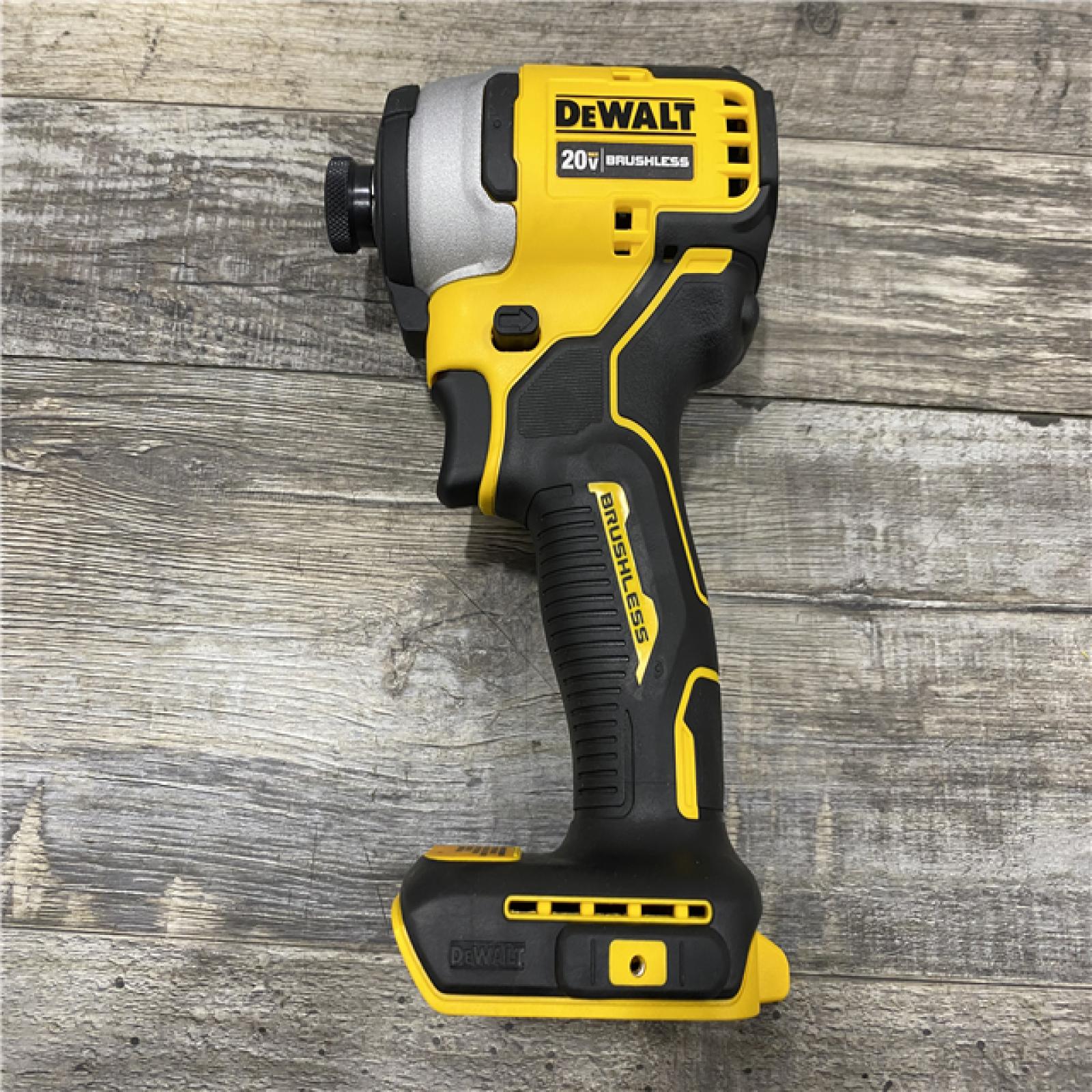AS-IS DEWALT Atomic 20V Max Lithium-Ion Brushless Cordless Compact 1/4 in. Impact Driver Kit