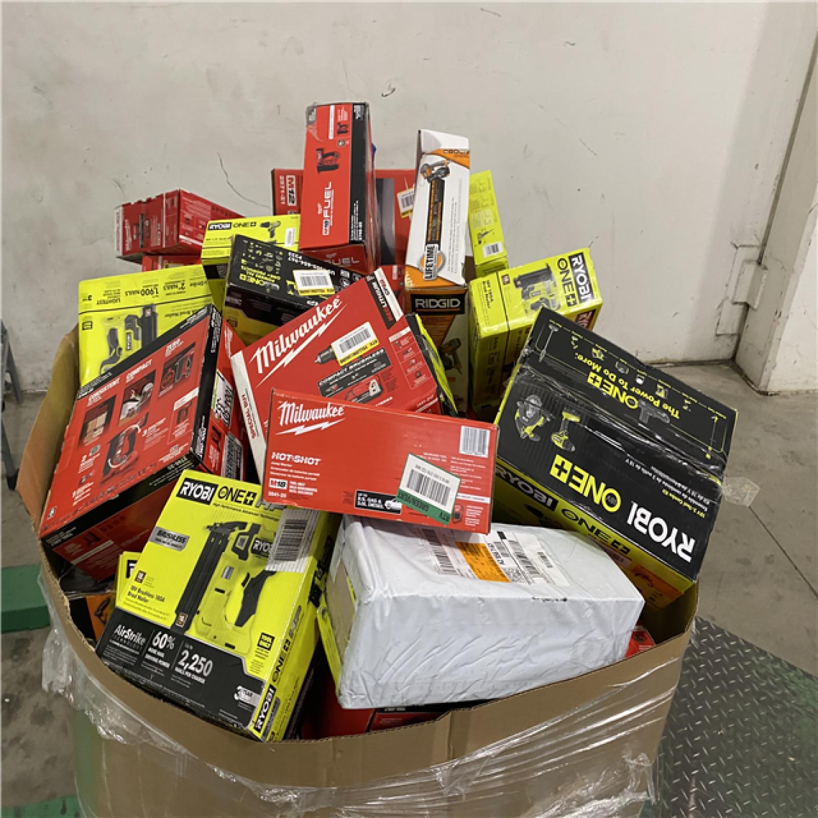 DALLAS LOCATION - AS-IS TOOL PALLET