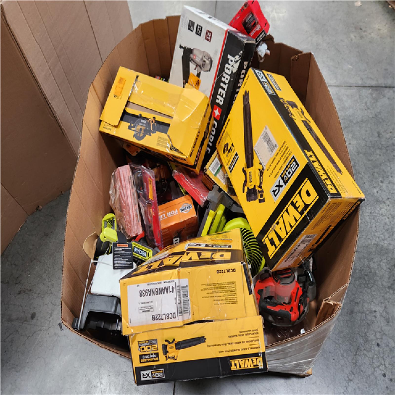 CALIFORNIA AS-IS TOOL PALLET