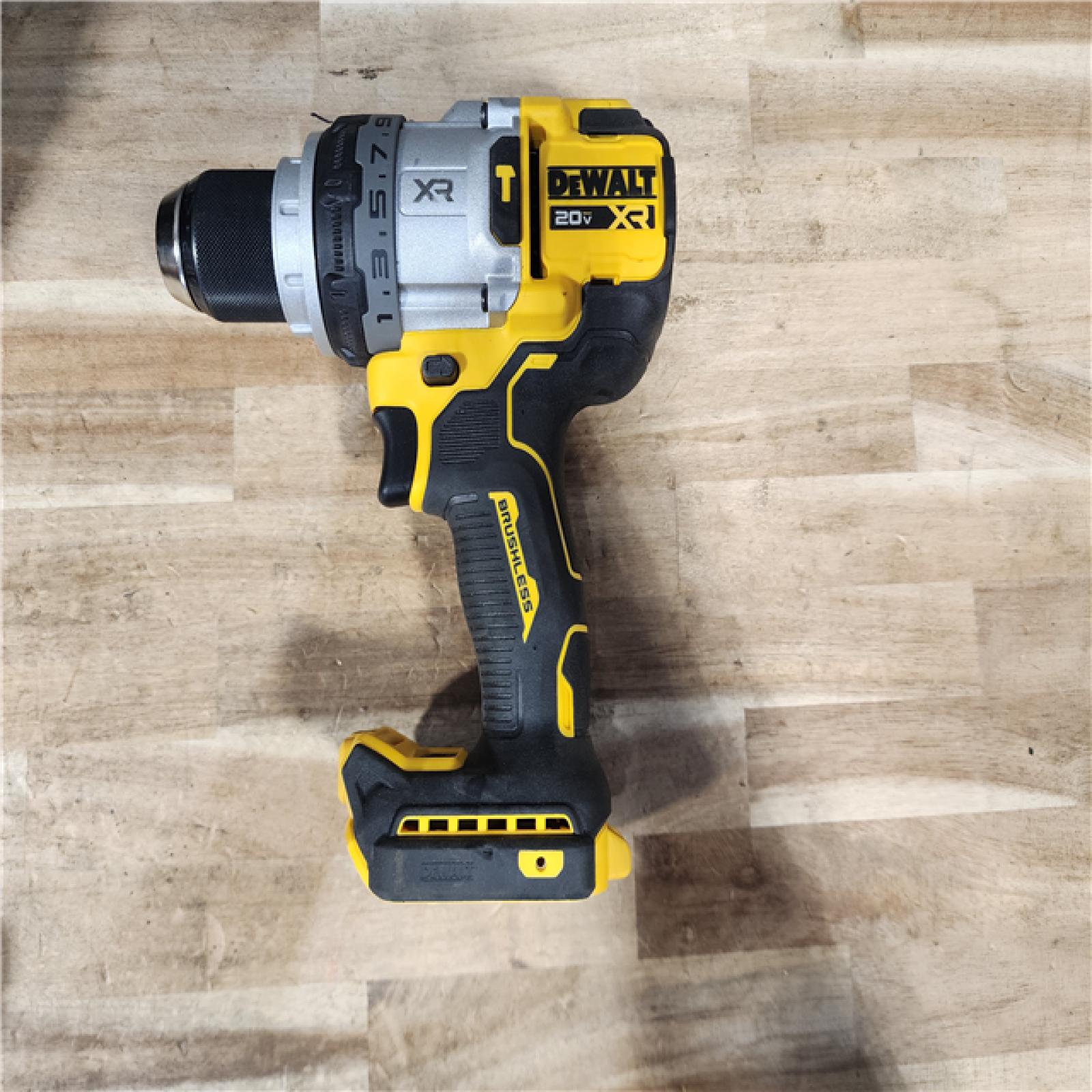 HOUSTON LOCATION - AS-IS DEWALT 20V XR Lithium-Ion Cordless Hammer Drill Kit