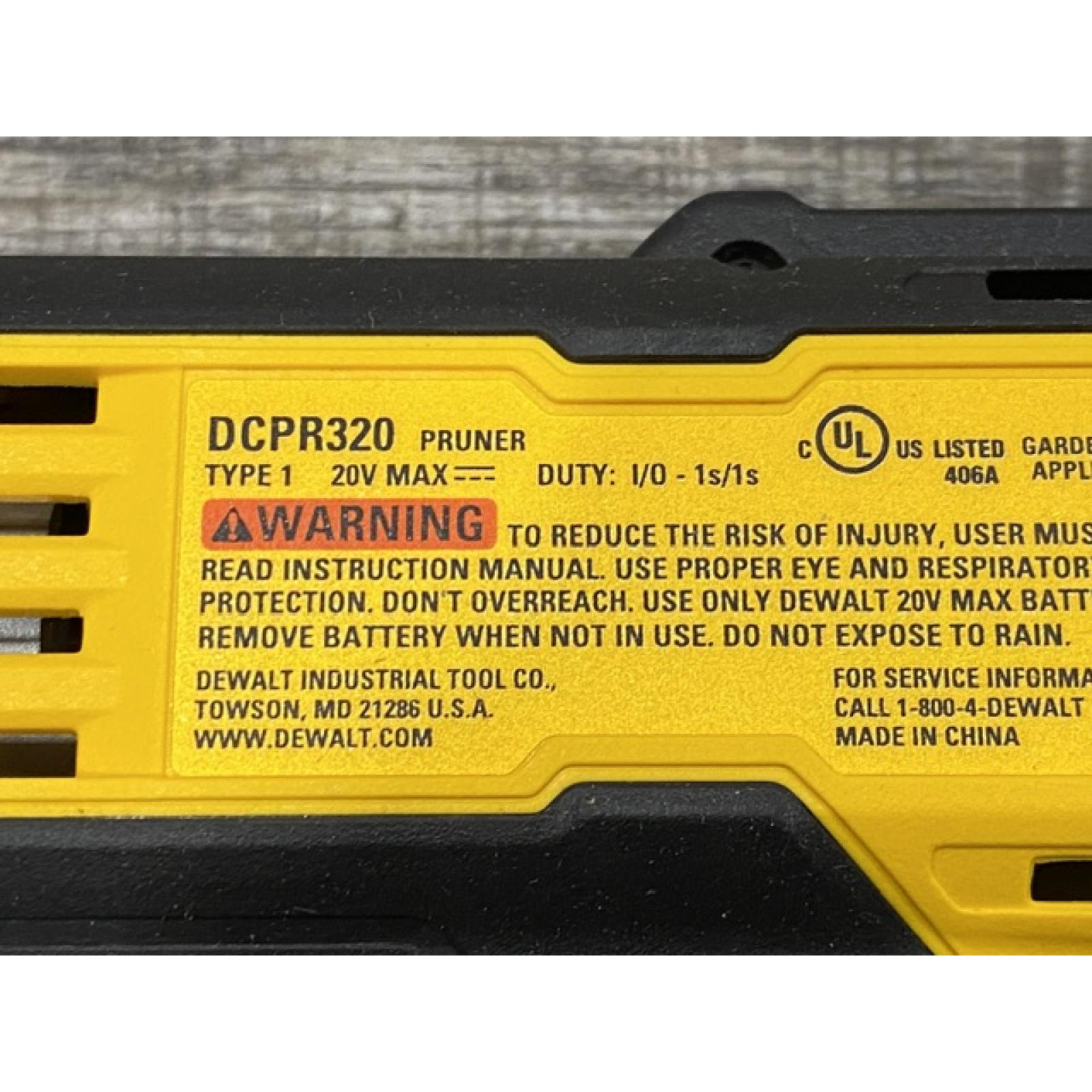 AS-IS DEWALT 20V MAX Cordless Battery Powered Pruner Kit