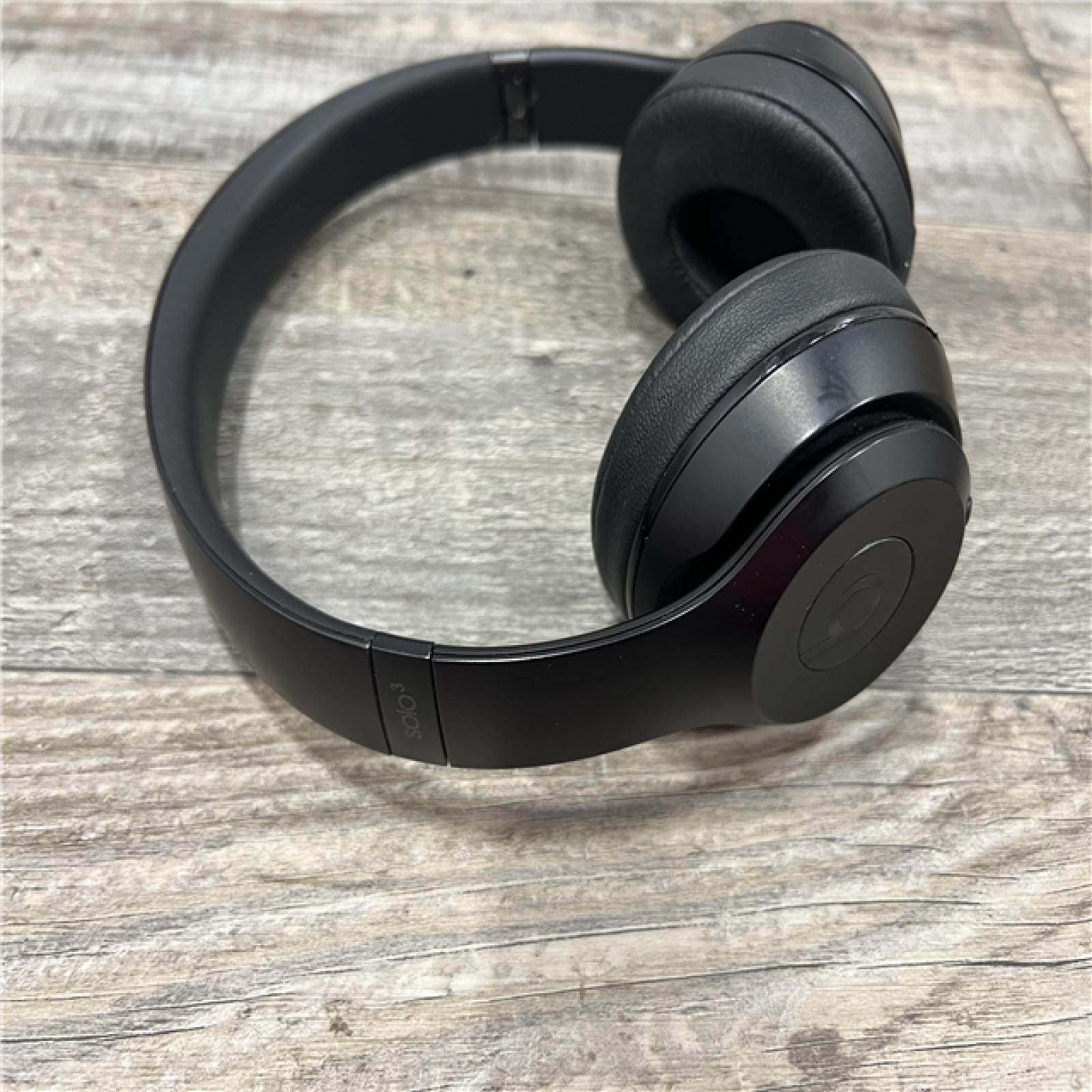 AS-IS Beats Solo3 Wireless On-Ear Headphones-BLACK MATTE