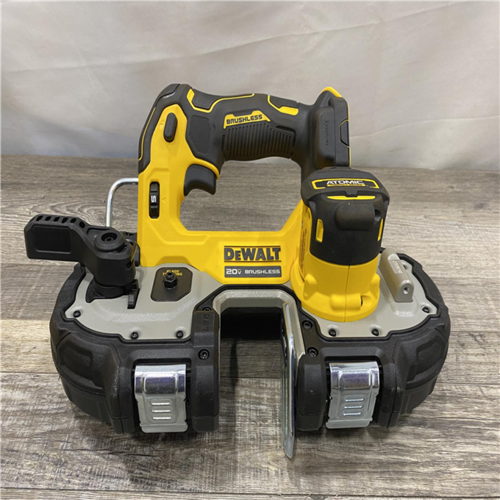 AS-IS DEWALT ATOMIC 20V MAX Cordless Brushless Compact 1-3/4 in. Bandsaw (Tool Only)