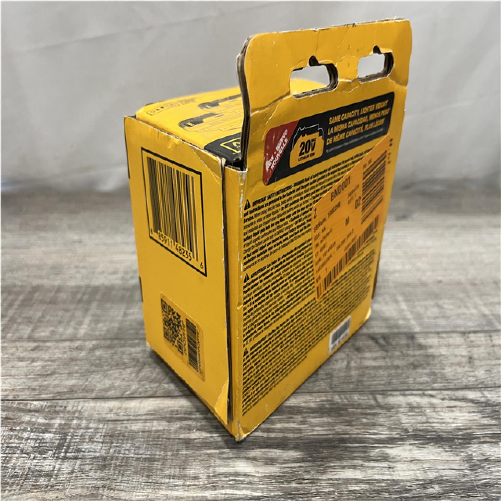 NEW - DEWALT 20V MAX Compact Lithium-Ion 3.0Ah Battery Pack (2 Pack)