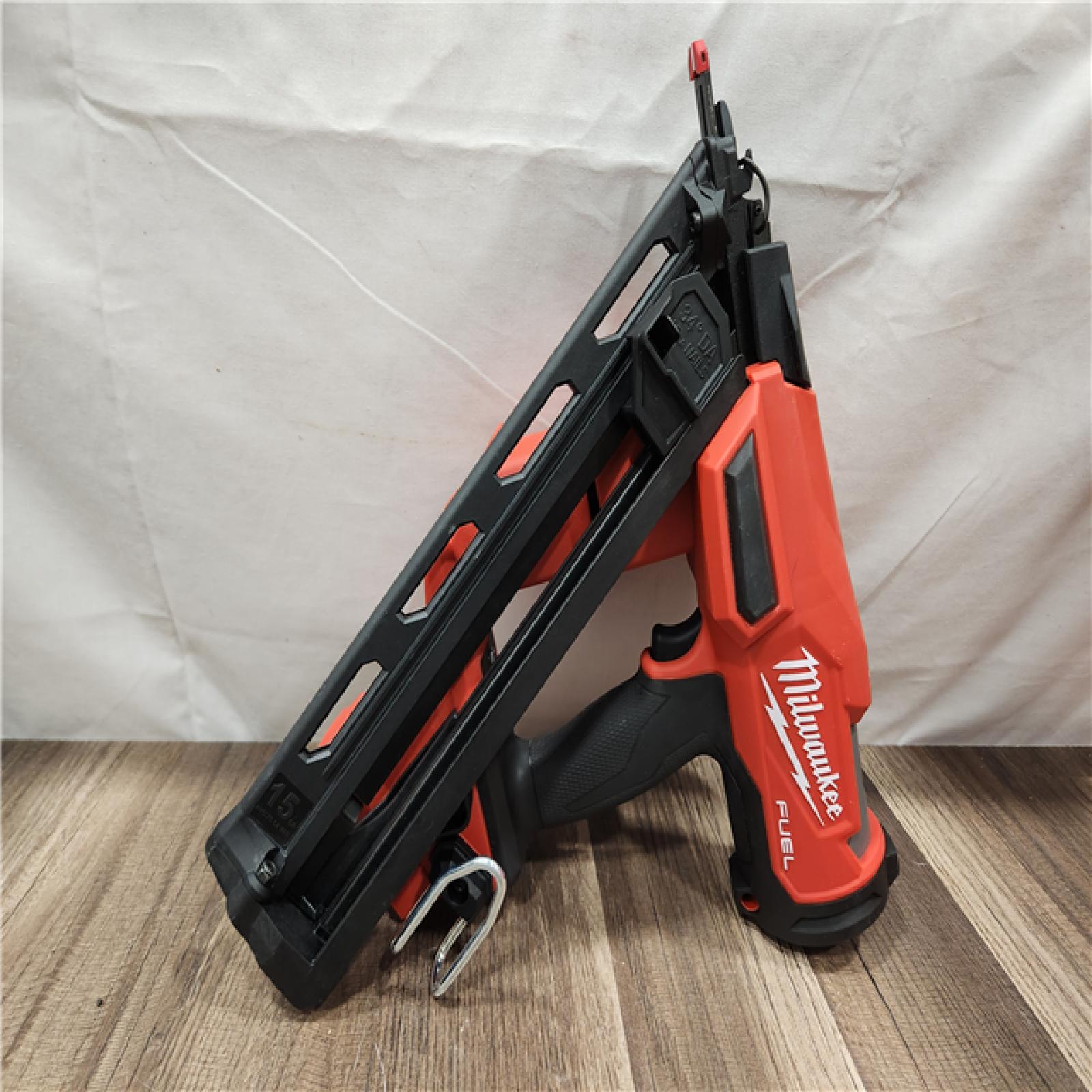 AS-IS- MILWAUKEE 15 GAUGE FINISH NAILER (TOOL ONLY)