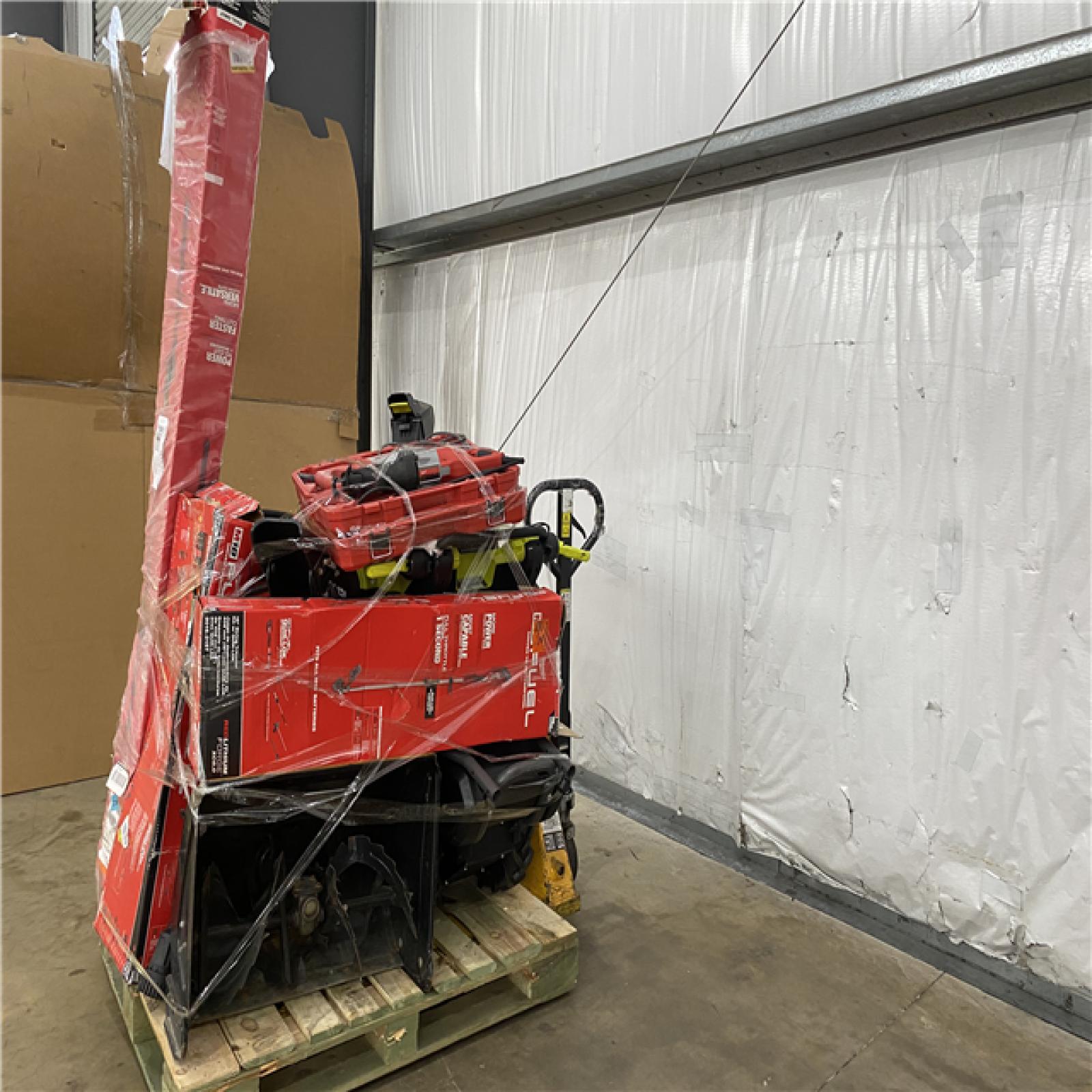 Houston Location AS IS - Tool Pallet