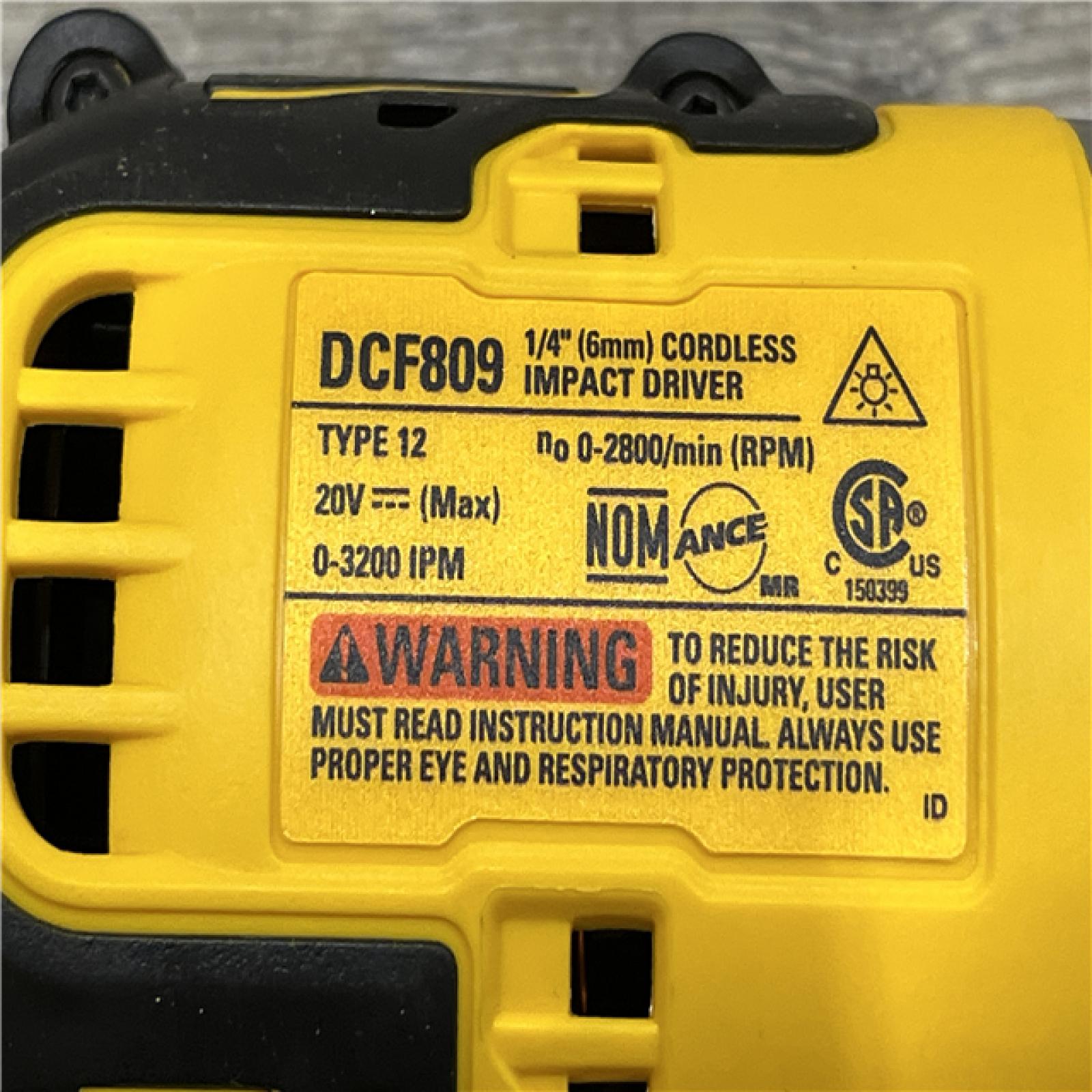 AS-IS DEWALT ATOMIC 20-Volt MAX Lithium-Ion Cordless Combo Kit