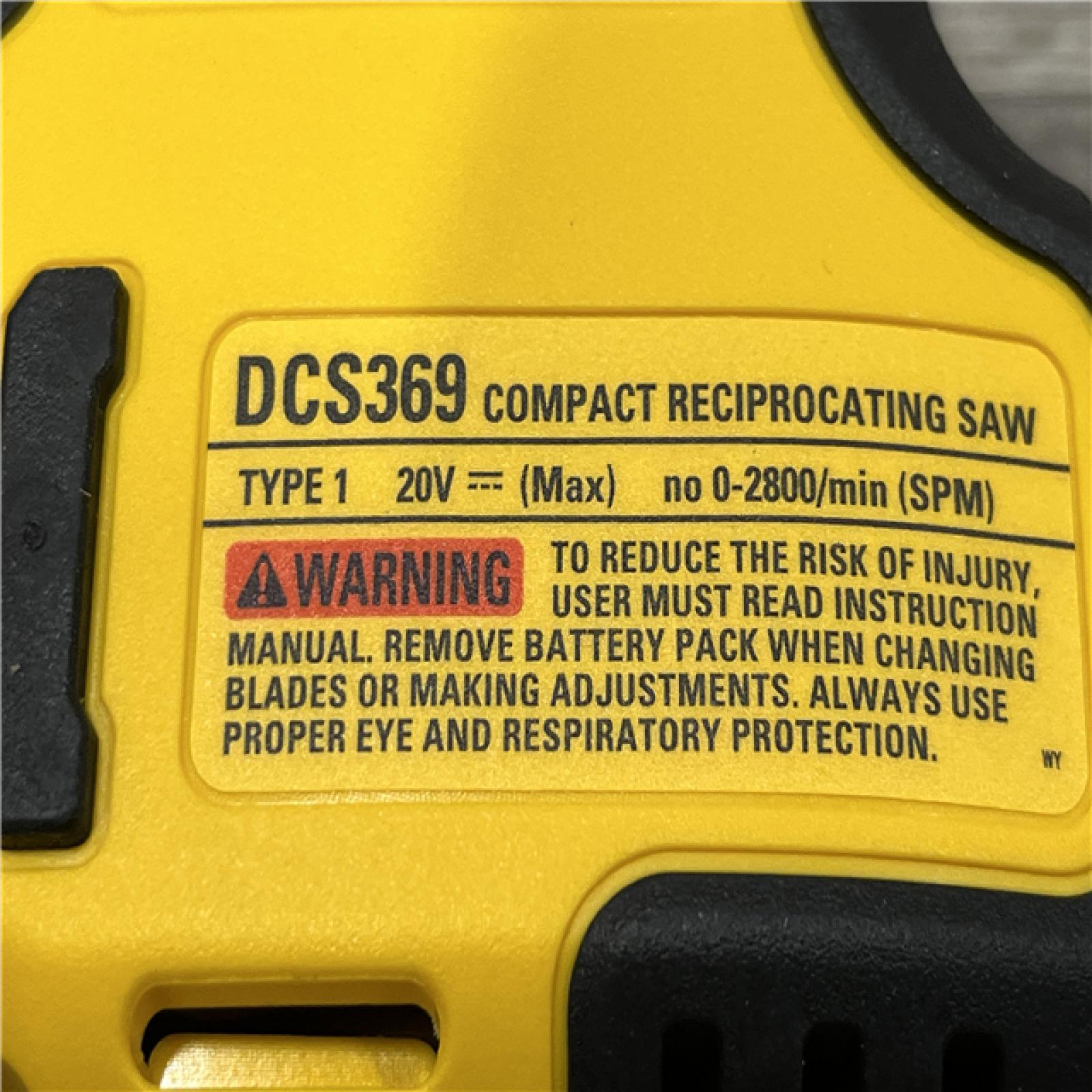 AS-IS DEWALT Atomic 20-Volt Maximum Cordless Brushless Compact Reciprocating Saw Kit