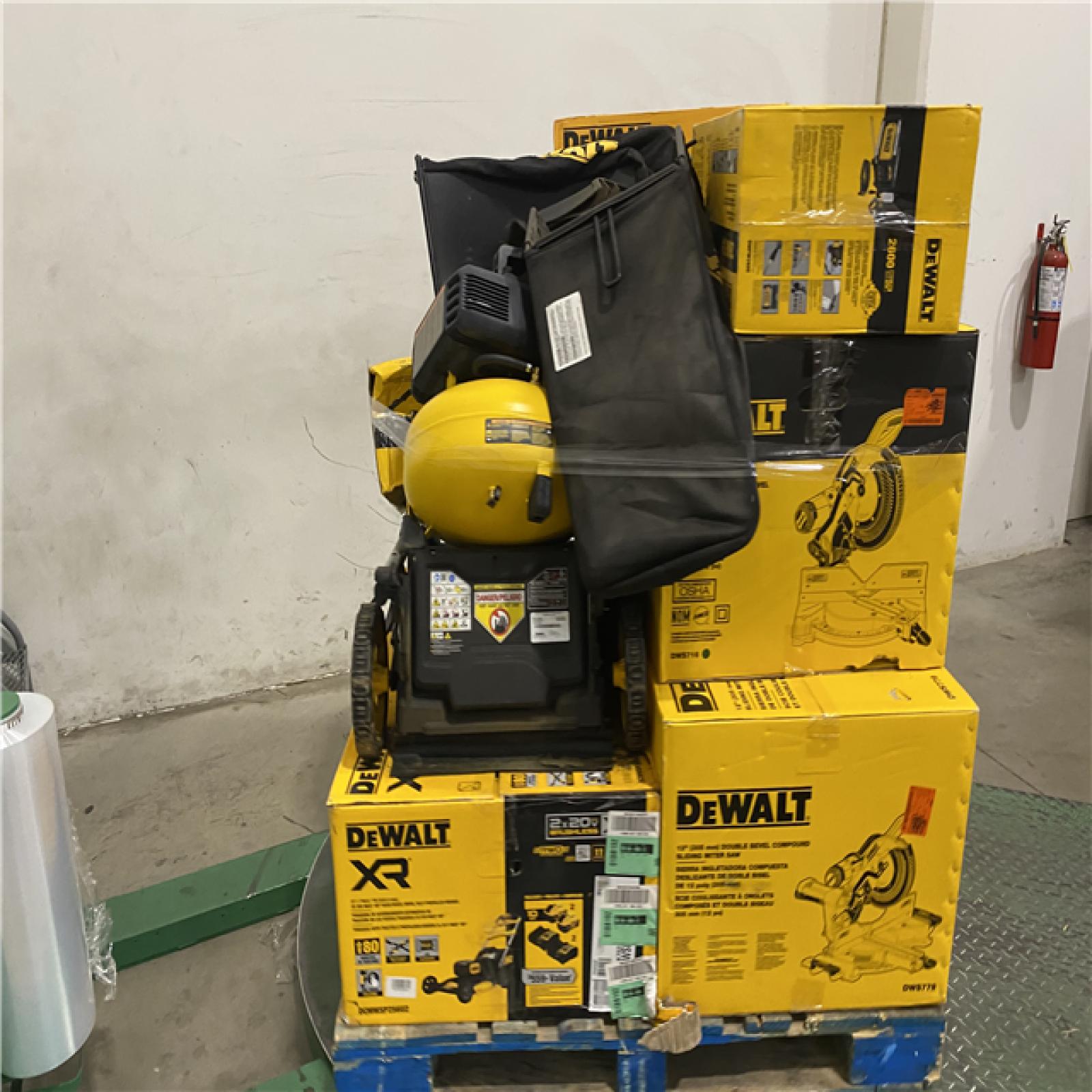 Dallas Location - As-Is DEWALT Tool Pallet