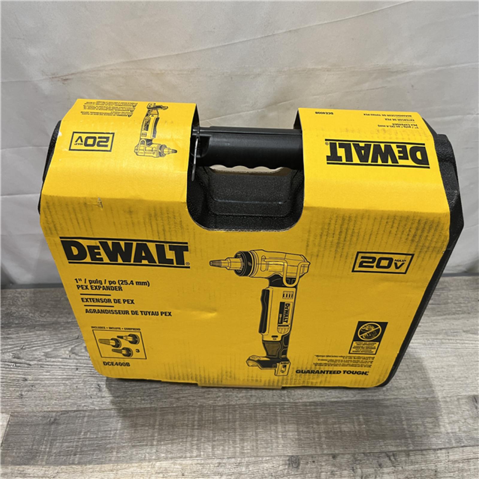 NEW - DEWALT 20V MAX Cordless 1 in. PEX Expansion Tool Kit