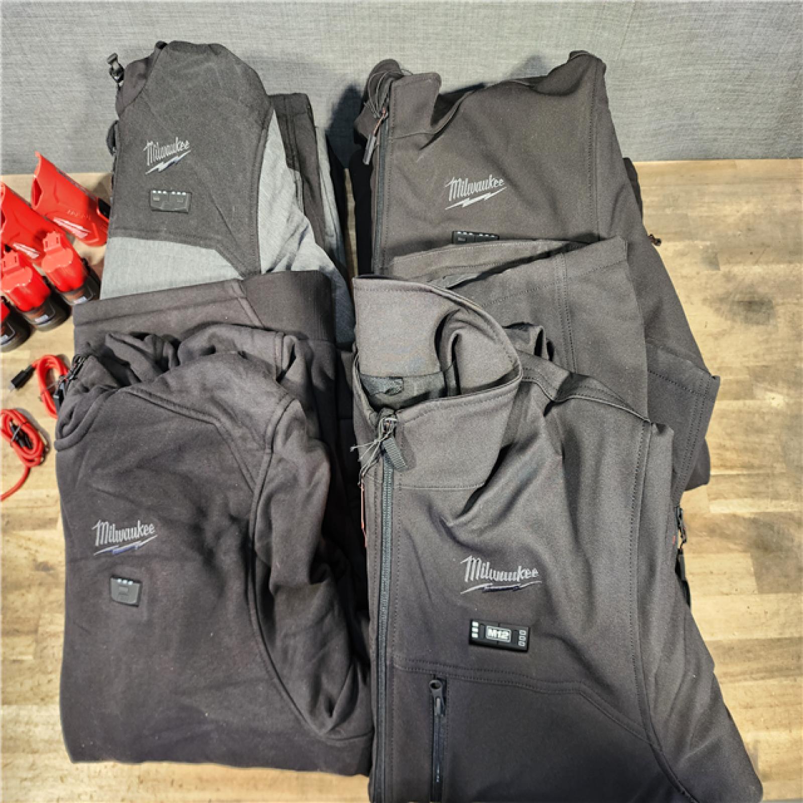 HOUSTON LOCATION - AS-IS MILWAUKEE 4 HEATED CLOTHING COMBO KIT