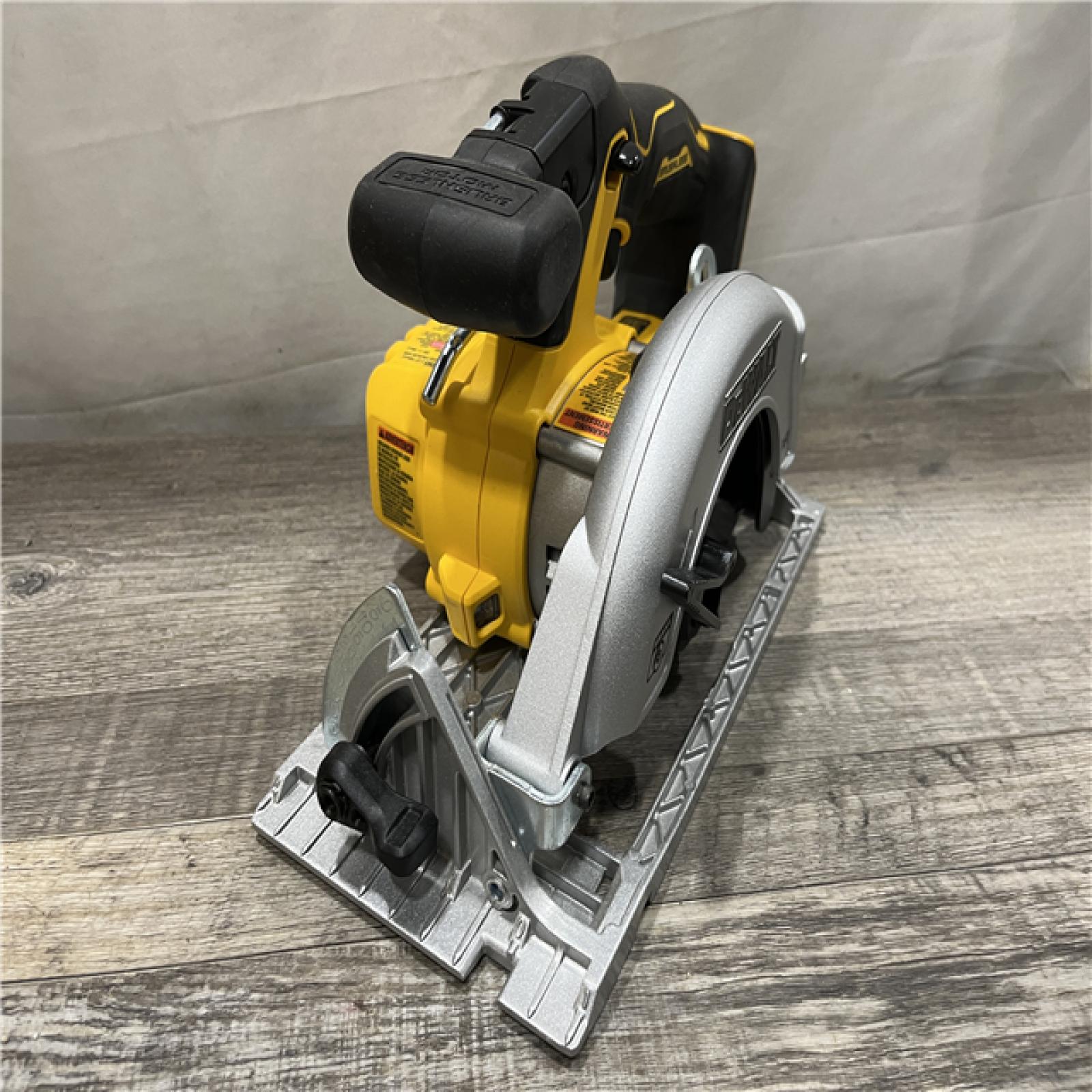 AS-IS DEWALT 20V MAX Cordless Brushless 6-1/2 in. Sidewinder Style Circular Saw (Tool Only)