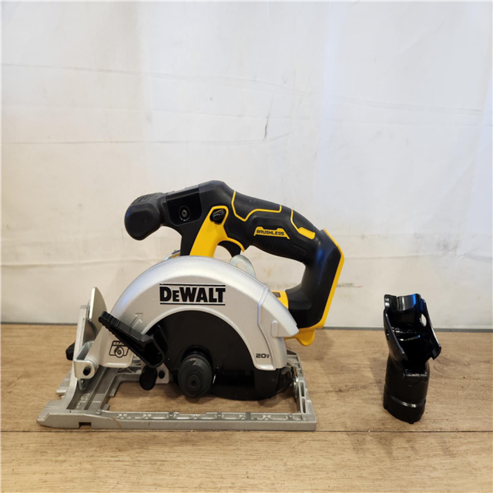 AS-IS- DeWALT DCS565B 20V Max Brushless 6.5   Cordless Circular Saw