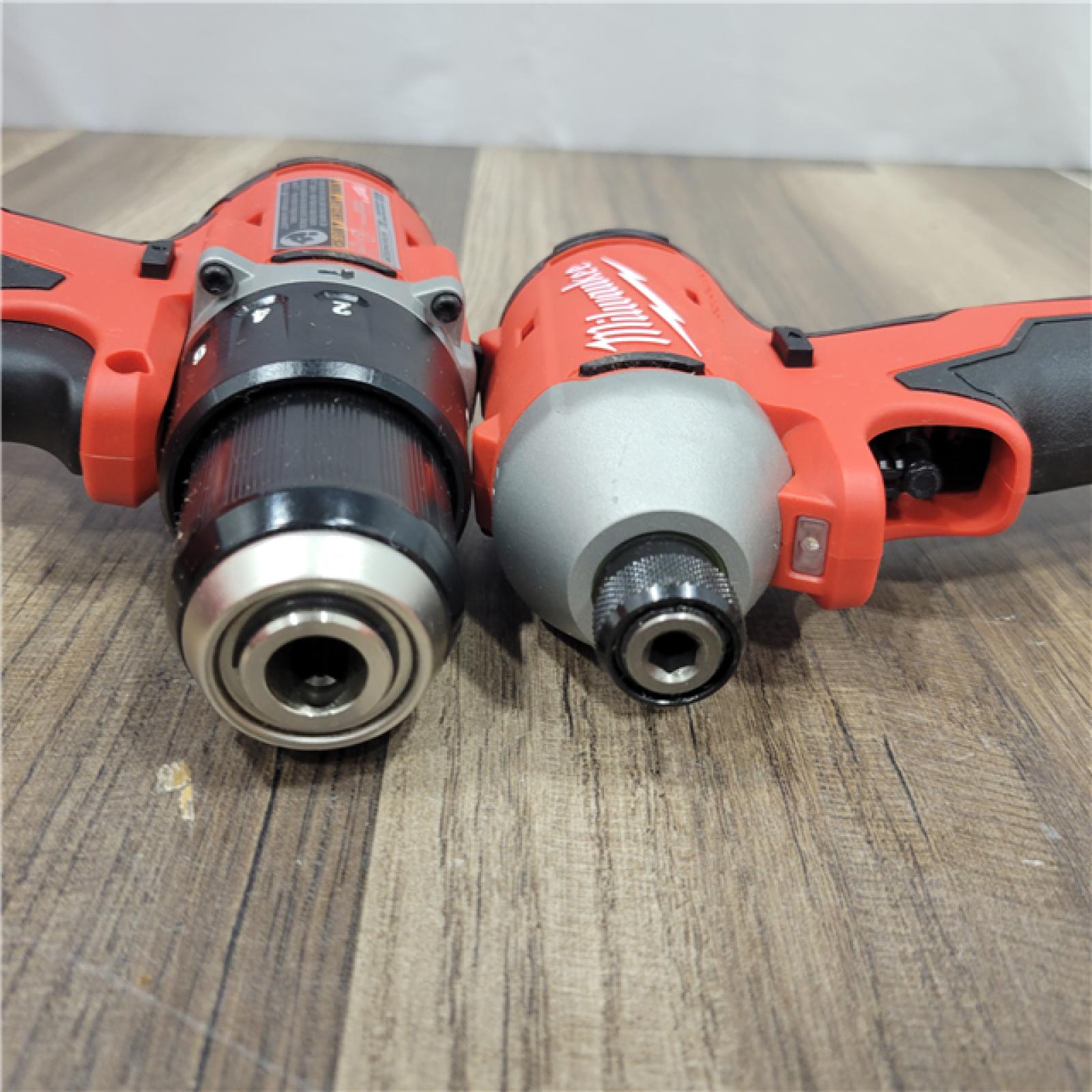 AS-IS Milwaukee M18 FUEL 18 V 9 in. Cordless Brushless Cut-Off Saw Kit (Battery & Charger)