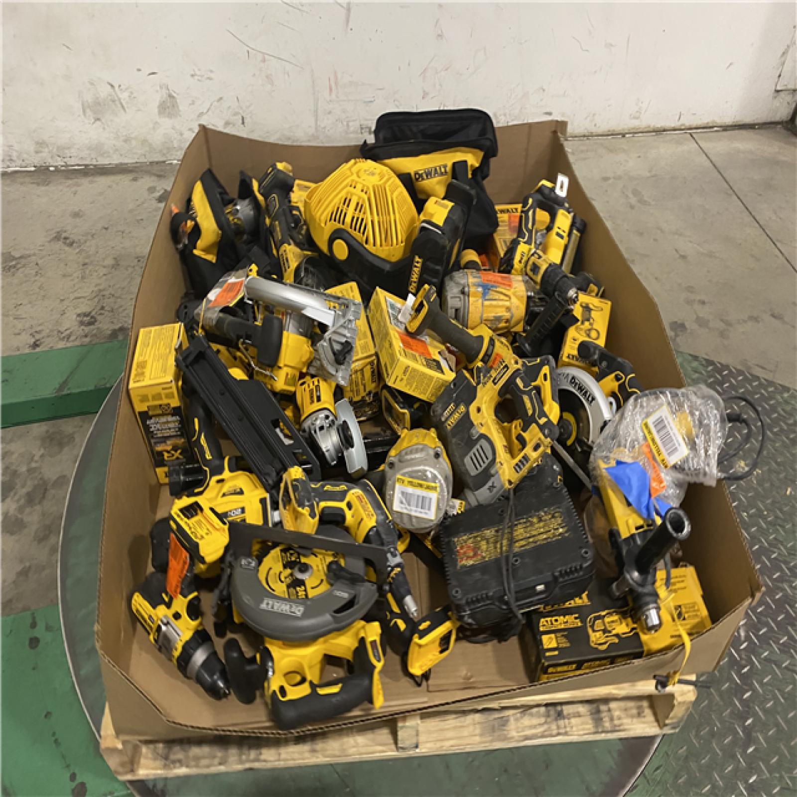 Dallas Location - As-Is DEWALT Tool Pallet