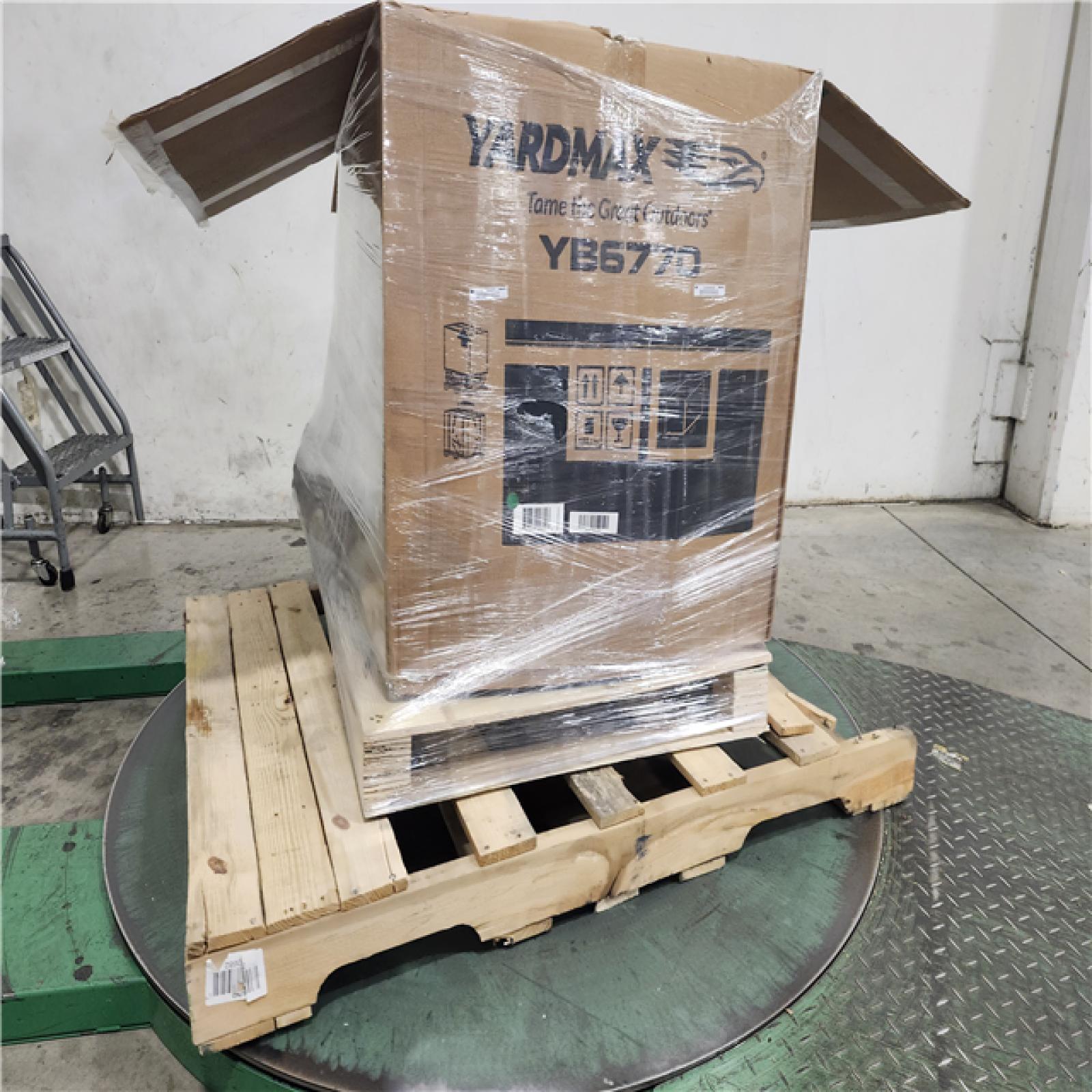 Dallas Location - As-Is YARDMAX 26 in. 212 cc Gas Snow Blower