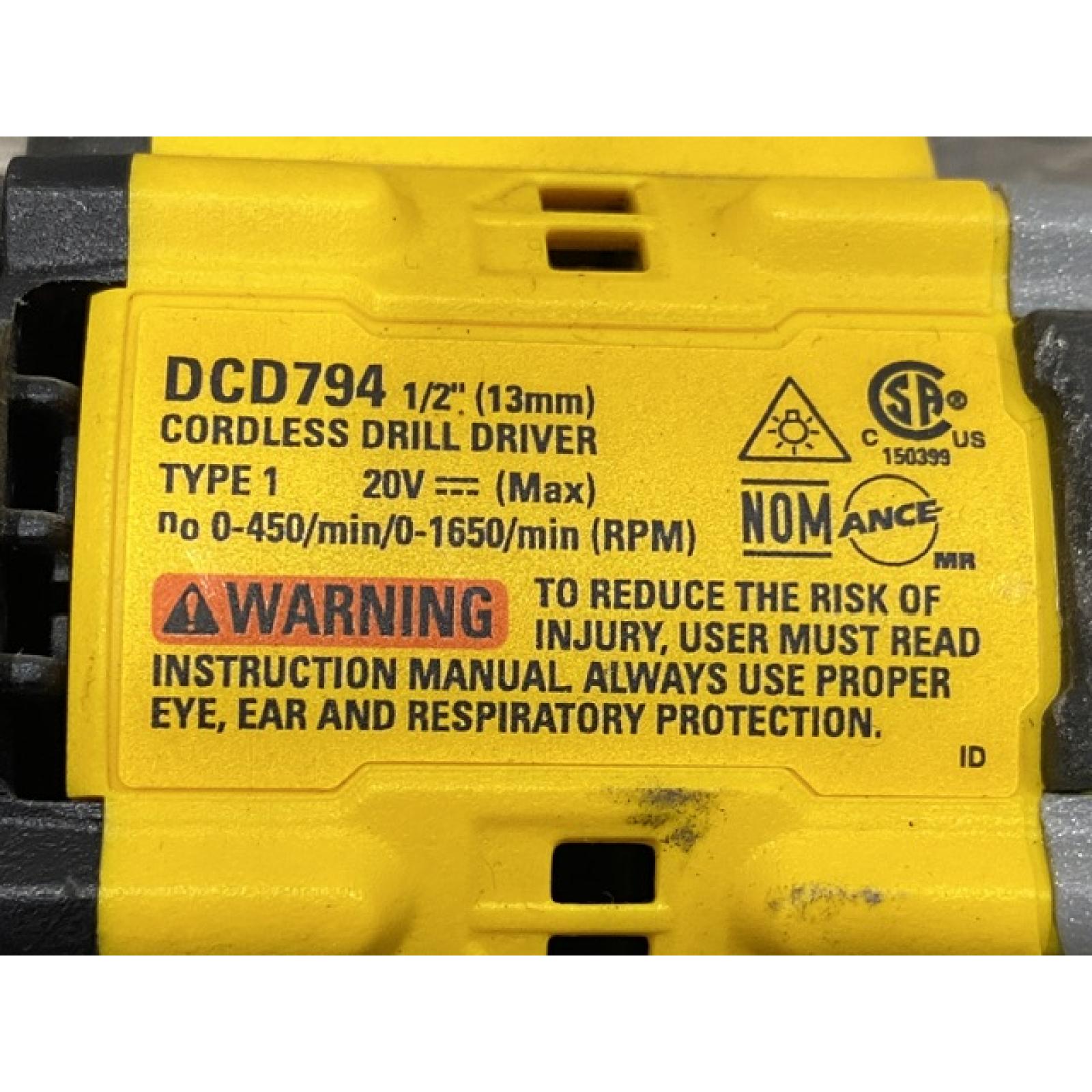 AS-IS DEWALT Atomic 20V Lithium-Ion Cordless Compact 1/2 in. Drill/Driver Kit