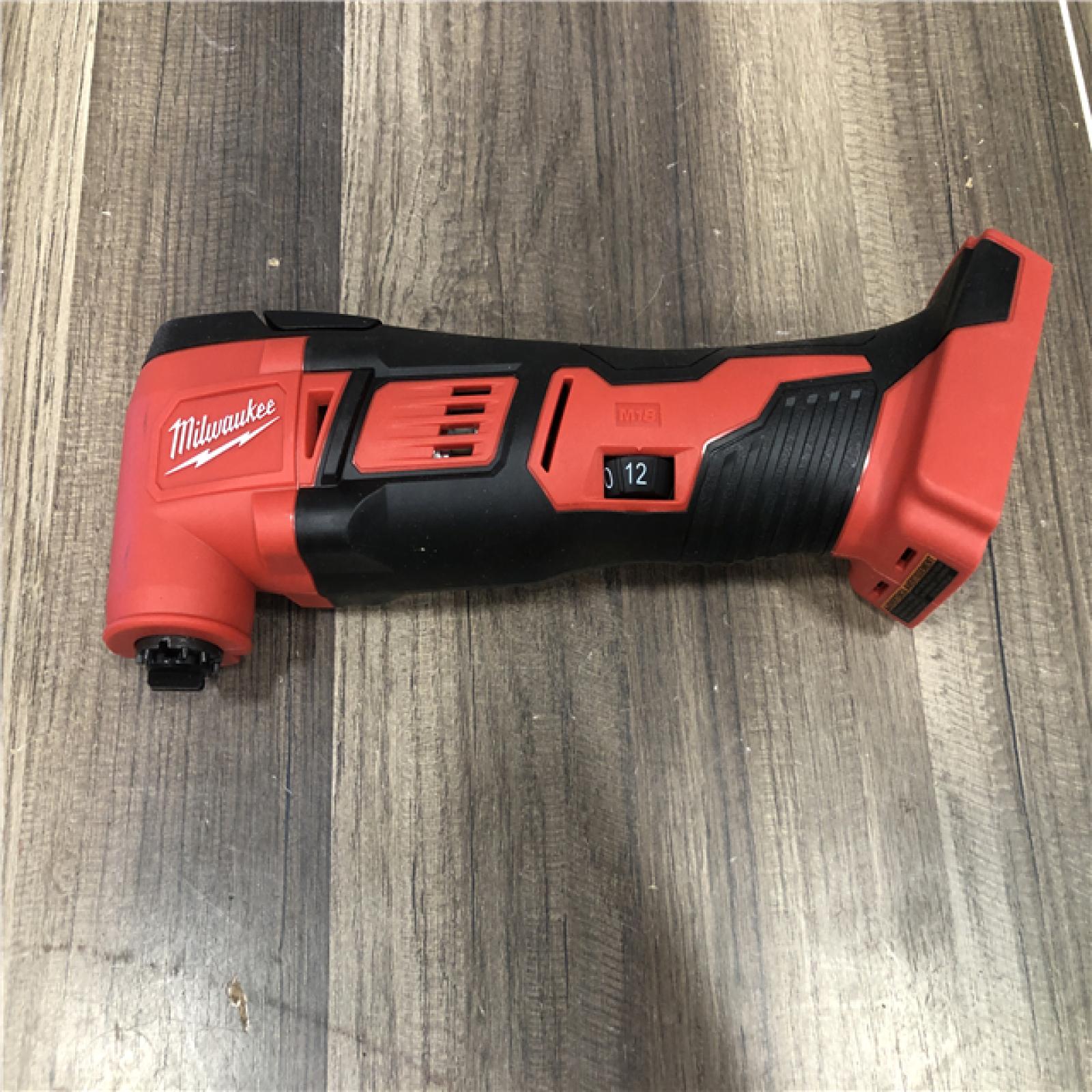 AS-IS Milwaukee M18 18V Lithium-Ion Cordless Oscillating Multi-Tool (Tool-Only)