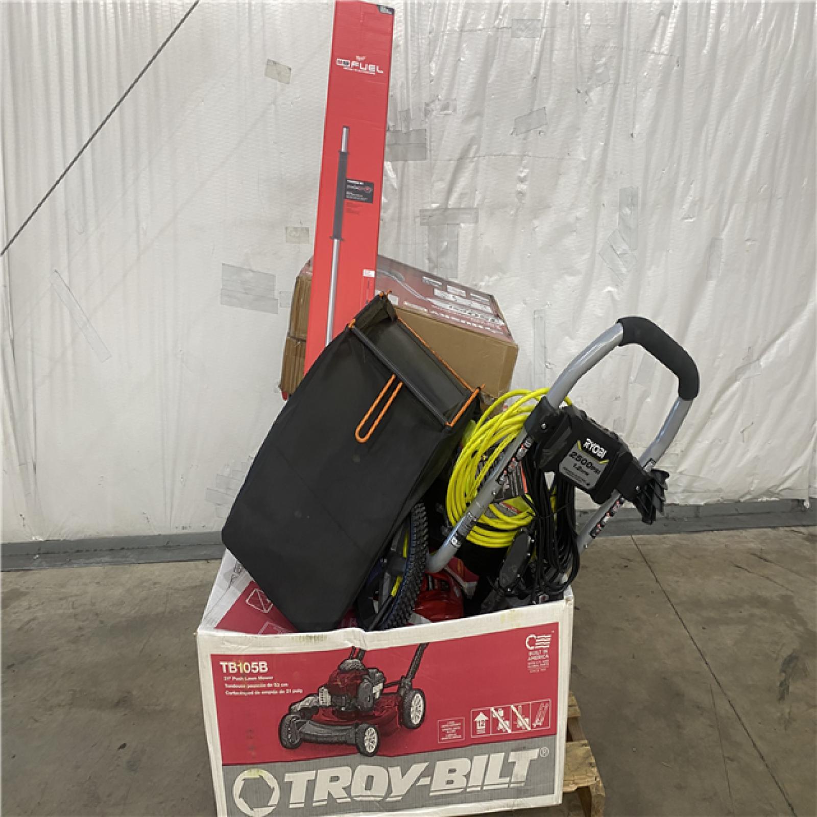 Houston Location AS IS - outdoor pallet