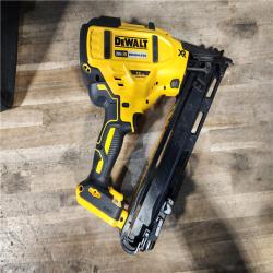 HOUSTON LOCATION - AS-IS DeWalt 15 GA ANGLED FINISH NAILER KIT W/ BATTERY & CHARGER