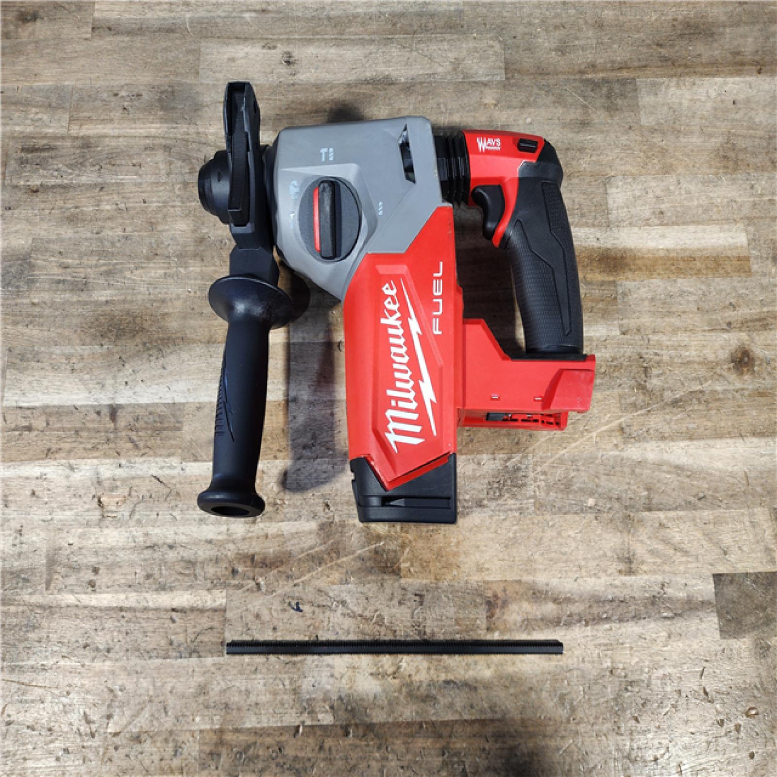 HOUSTON LOCATION - AS-IS Milwaukee FUEL 18V Lithium-Ion Brushless Cordless 1 in. SDS-Plus Rotary Hammer (Tool-Only)