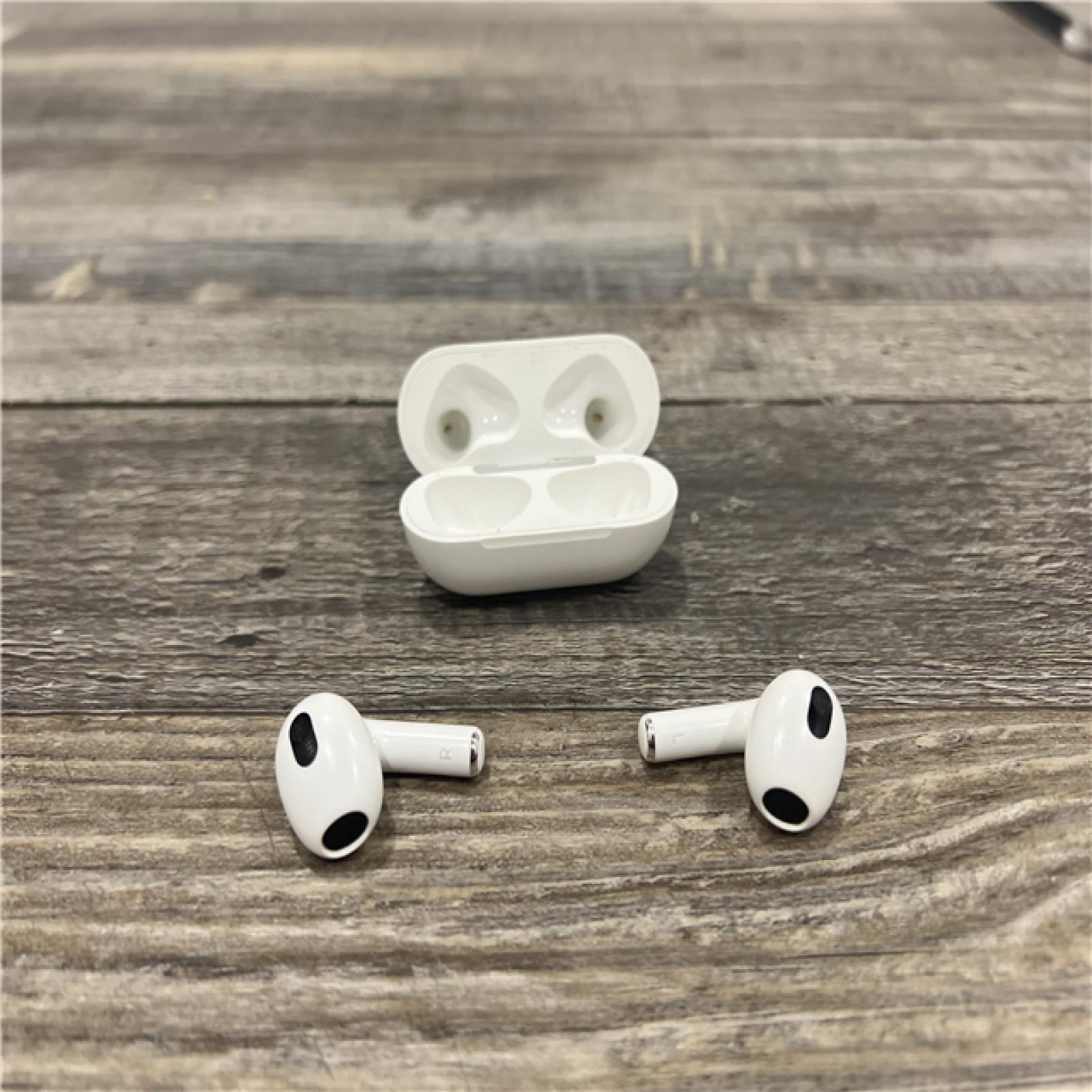 AS-IS AirPods (3rd Generation) with Lightning Charging Case