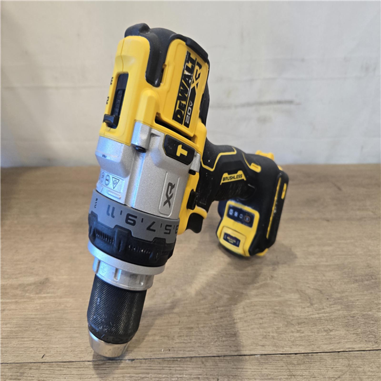 AS-IS DEWALT 20V XR Cordless Hammer Drill Kit