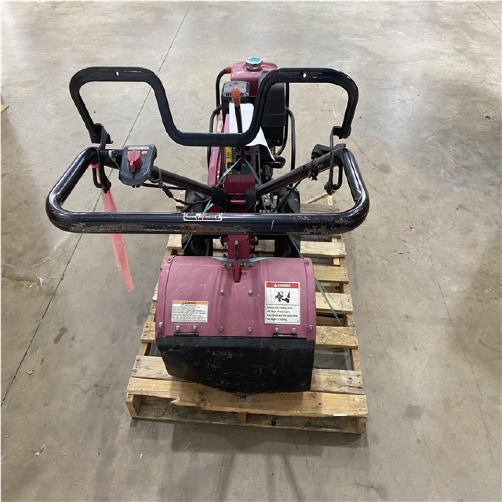 Houston Location - AS-IS Outdoor Power Equipment HONDA FRC 800