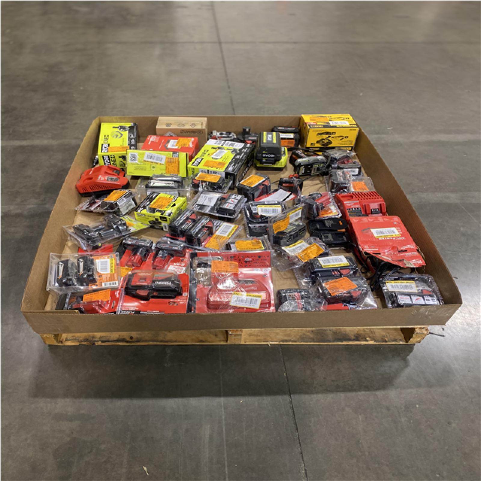 Dallas Location - As-Is Battery Tool Pallet
