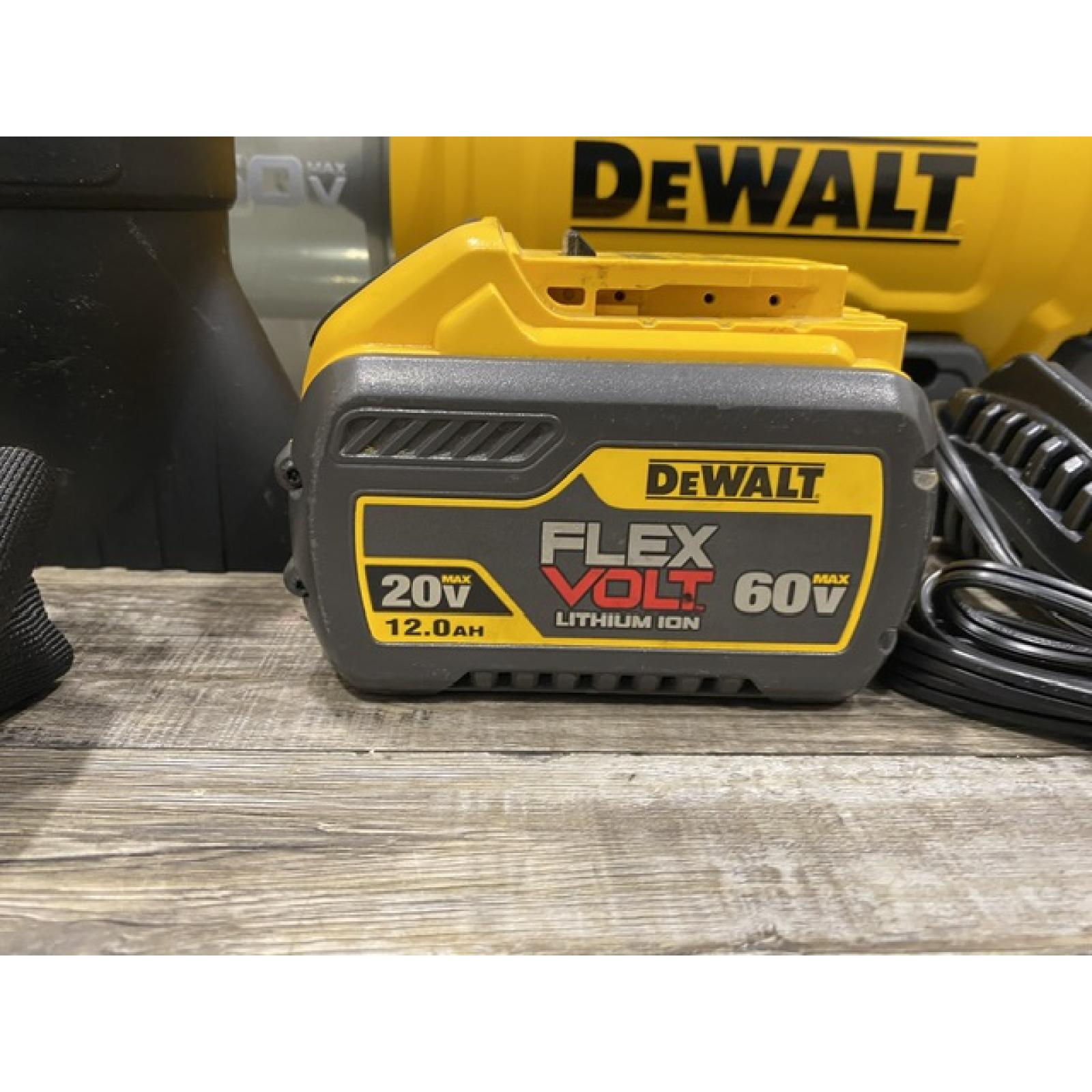 AS-IS DEWALT FLEXVOLT 60V MAX 160 MPH 760 CFM Brushless Cordless Axial Blower Kit