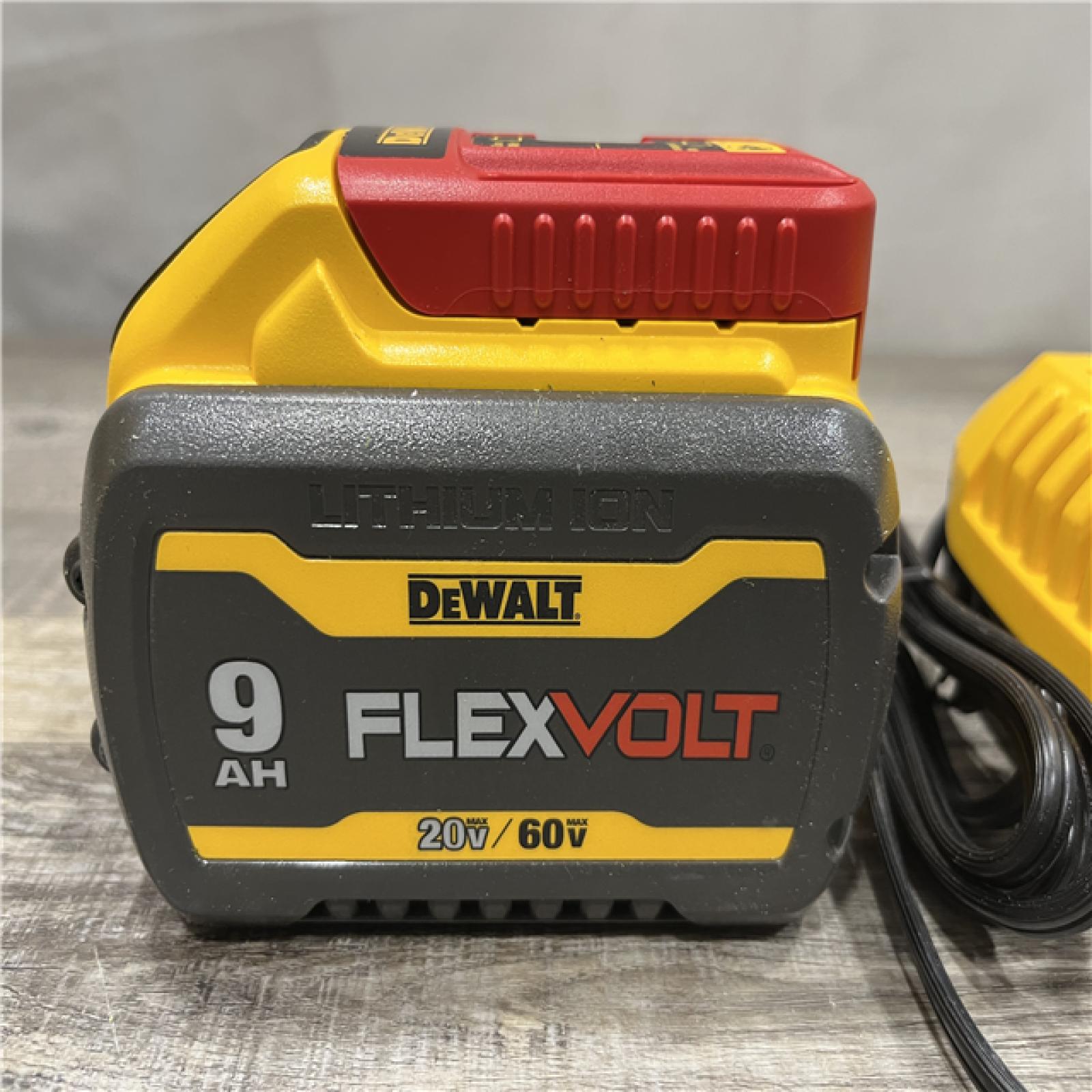 AS-IS DEWALT 20V/60V MAX FLEXVOLT Lithium-Ion 9.0Ah Battery and Charger Starter Kit