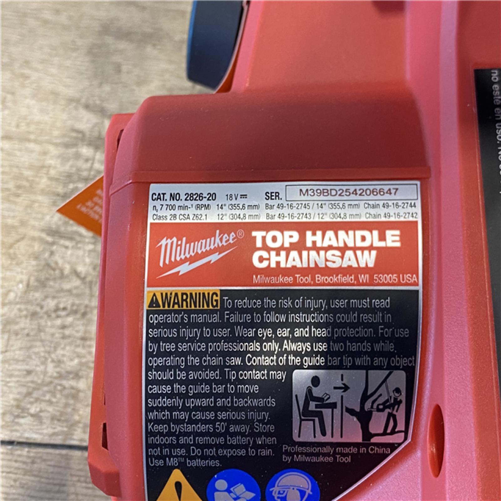 AS-IS Milwaukee FUEL 14 in. 18V Lithium-Ion Brushless Cordless Battery Top Handle Chainsaw (Tool Only)