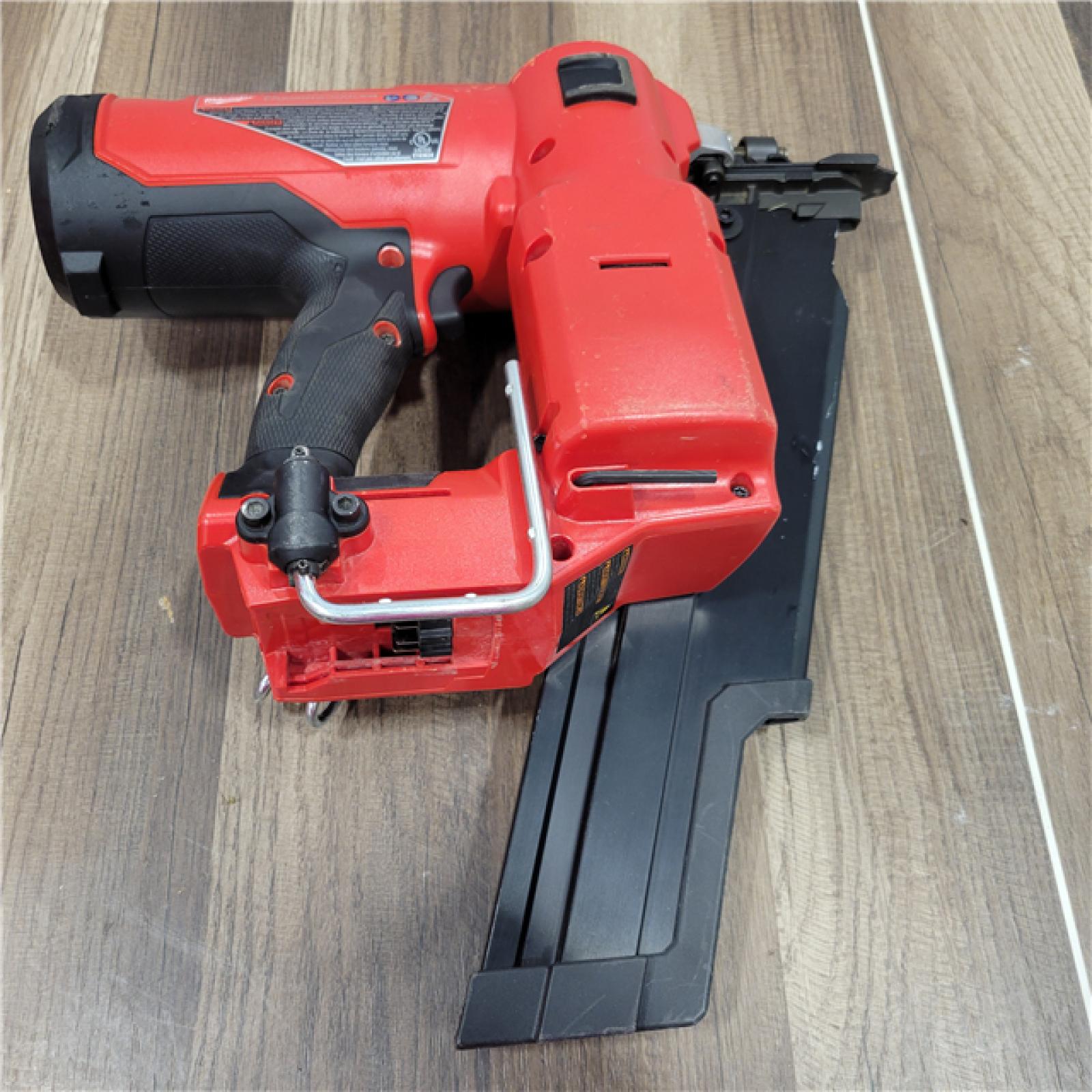 AS-IS Milwaukee 2744-20 M18 FUEL 21-Degree Cordless Framing Nailer (Tool Only)