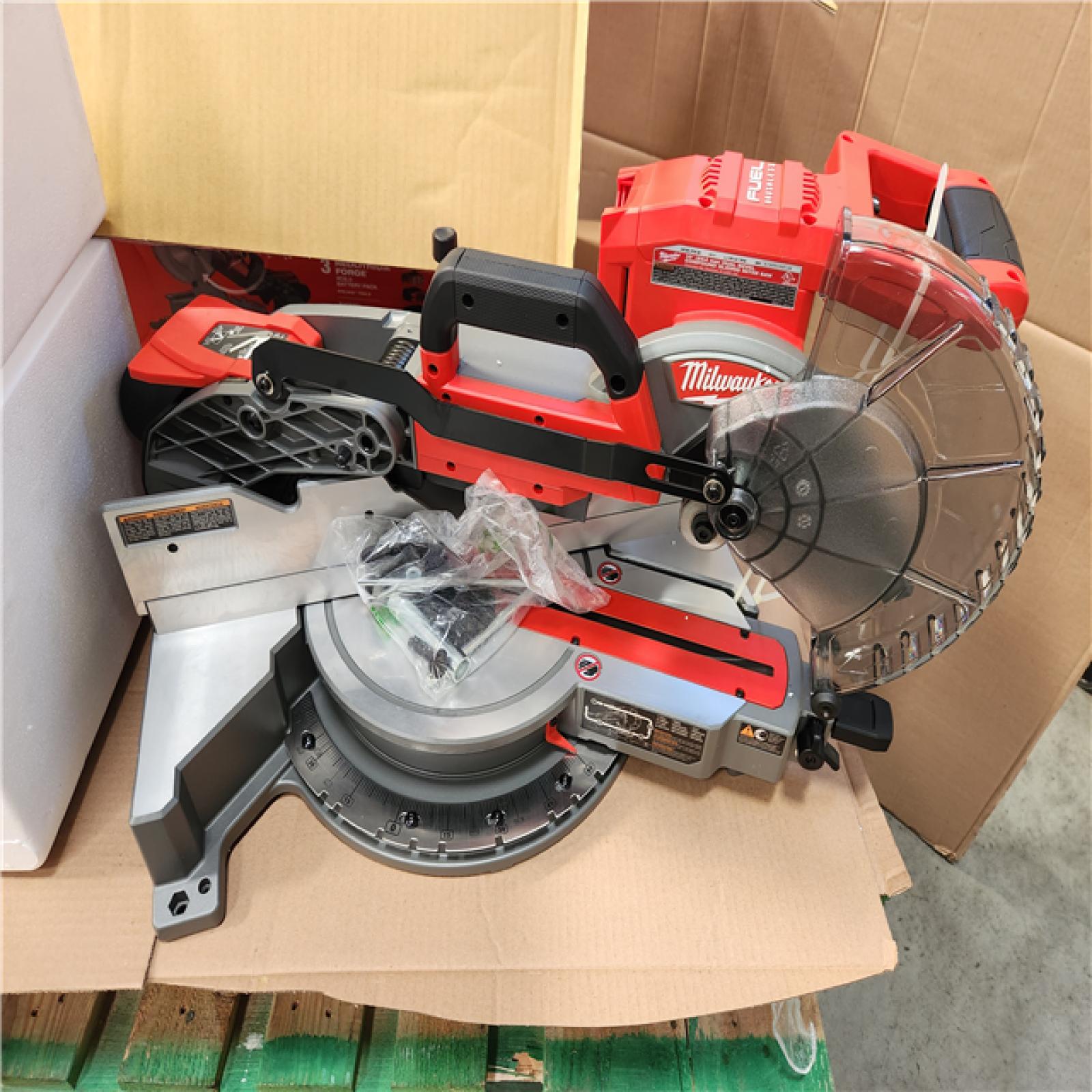 CALIFORNIA NEW 10 DUAL BEVEL SLIDING COMPOUND MITER SAW KIT