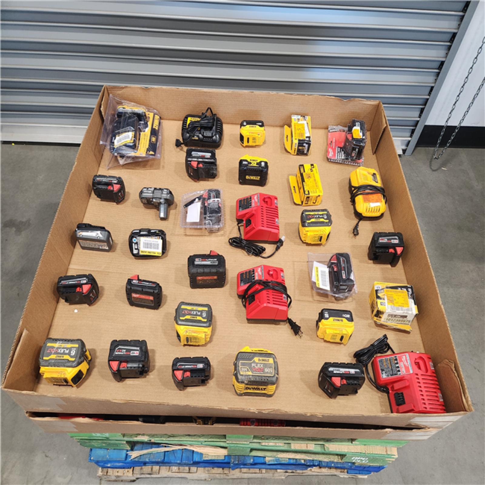 DALLAS LOCATION AS-IS- BATTERY PALLET