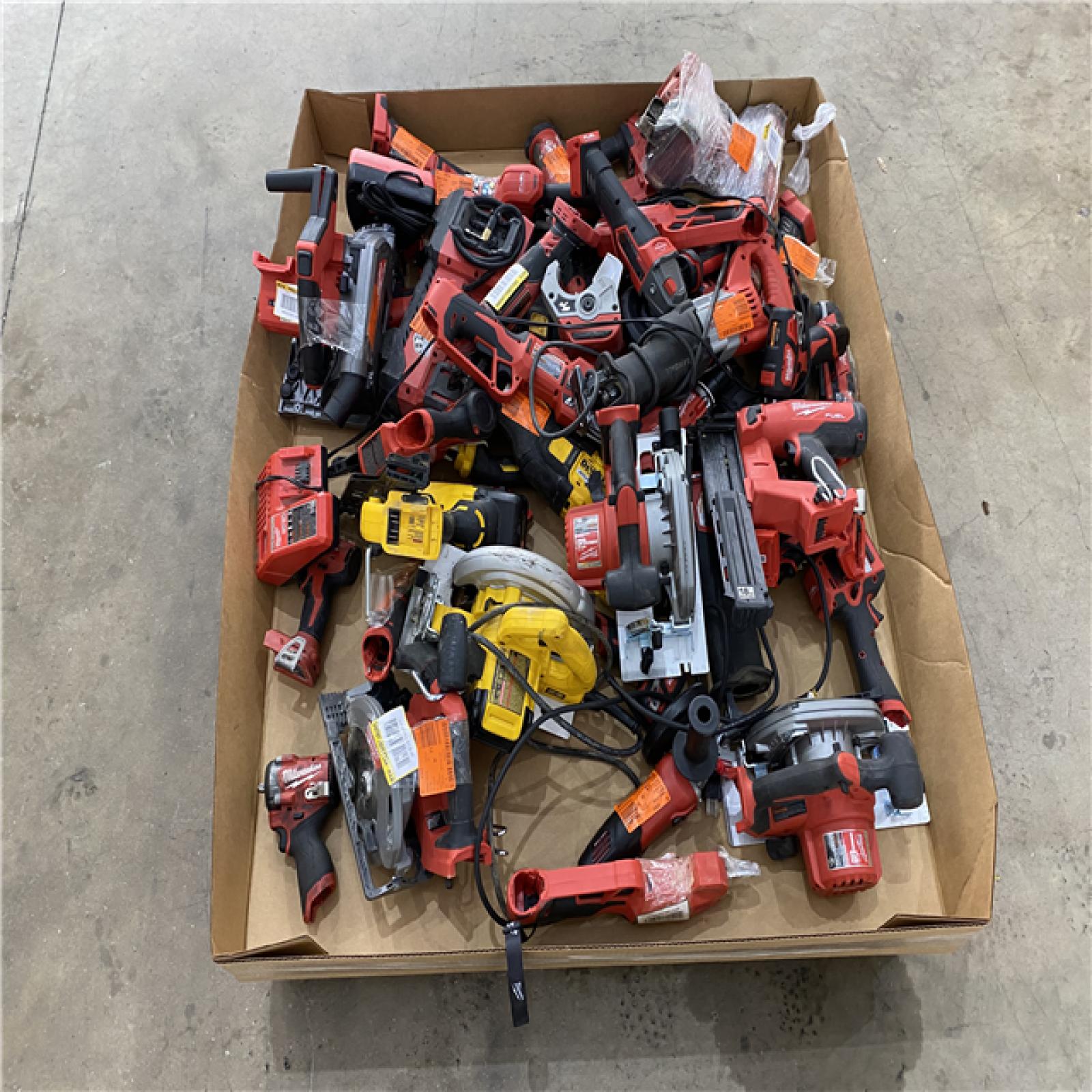 Houston Location AS IS - Tool Pallet