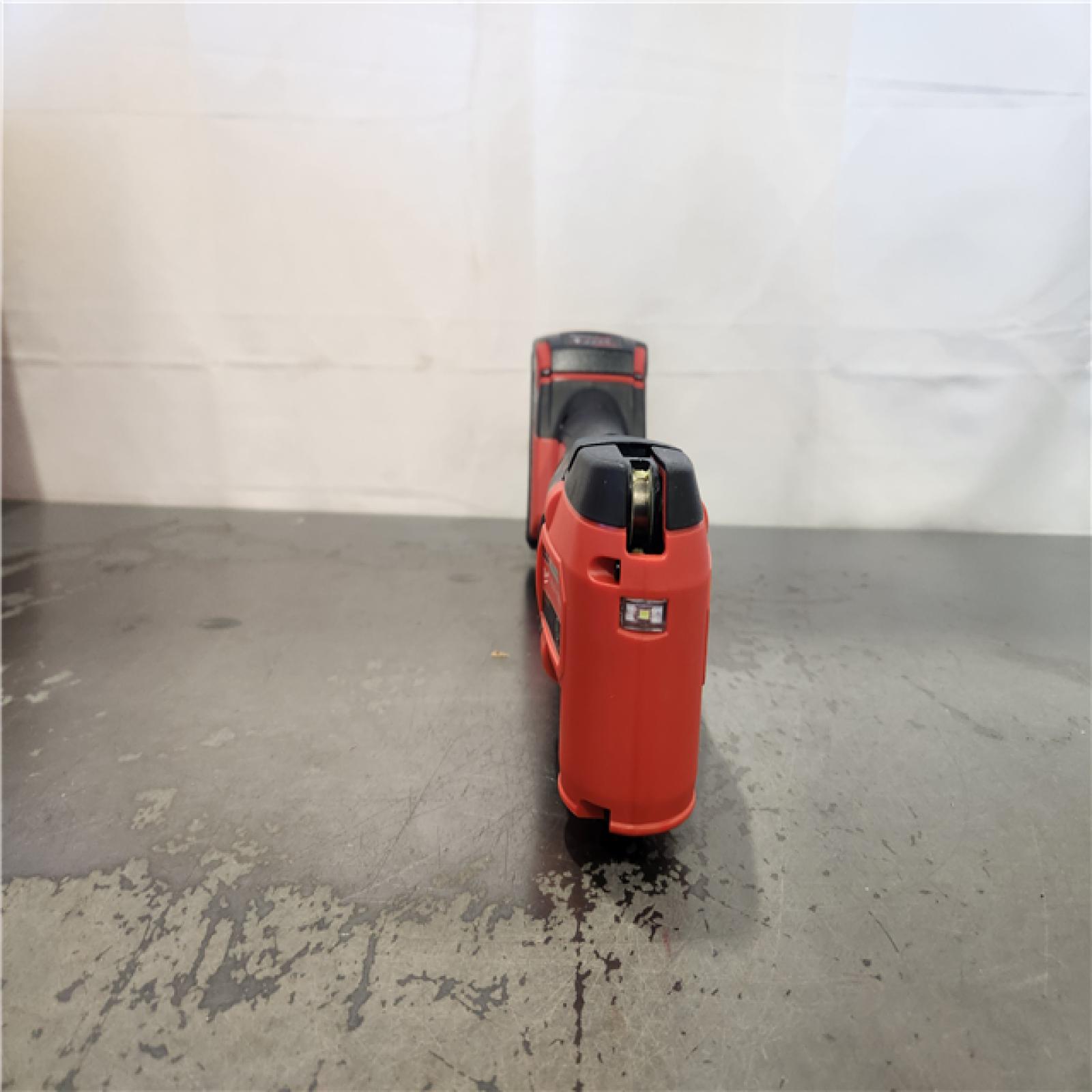 AS-IS- Milwaukee 18V Lithium-Ion Cordless Oscillating Multi-Tool Kit