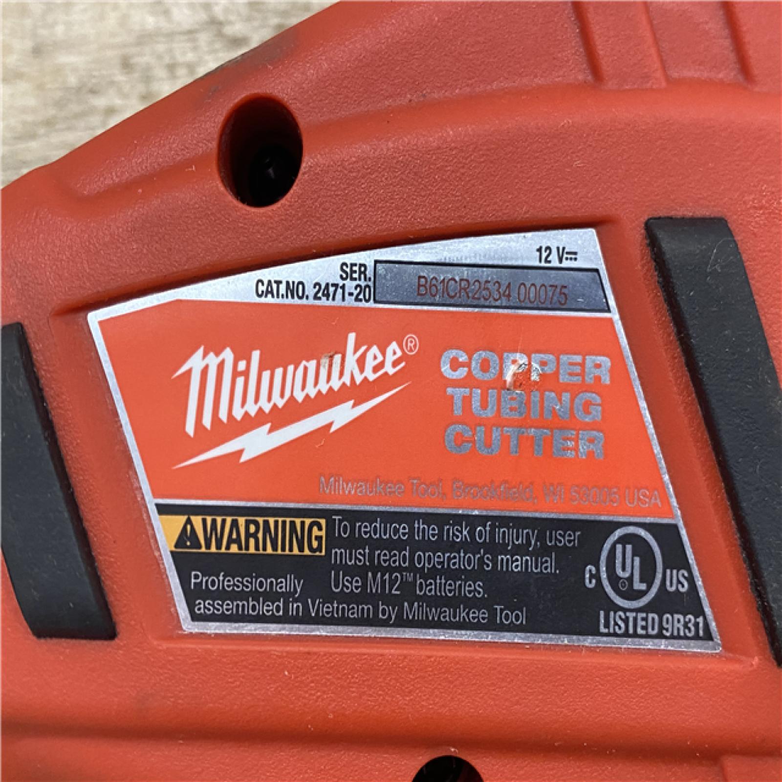 AS-IS Milwaukee 12V Lithium-Ion Cordless Copper Tubing Cutter (Tool-Only)
