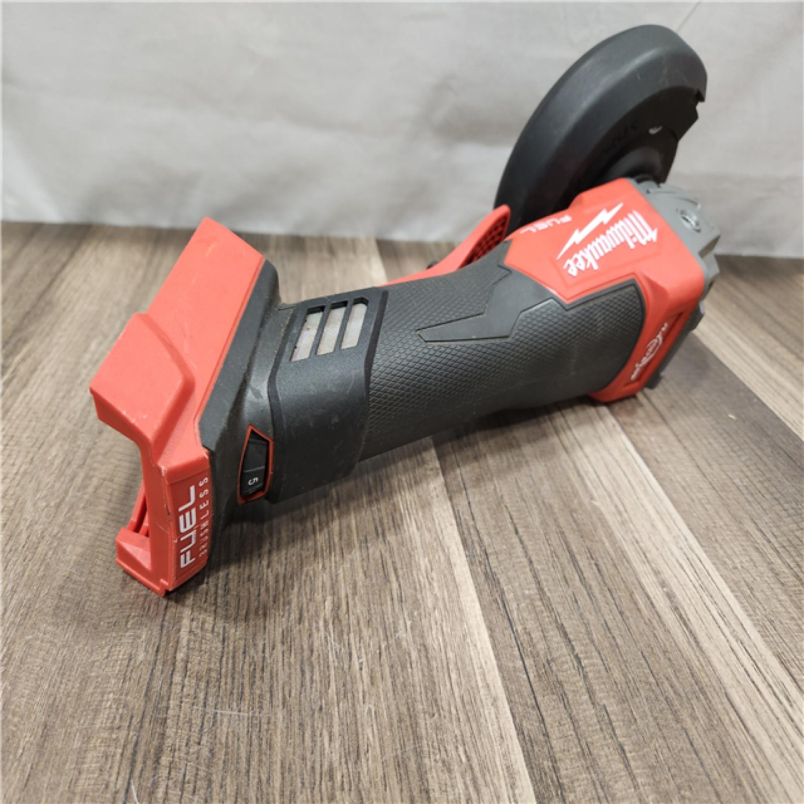 AS-IS- Milwaukee M18 FUEL 18V Lithium-Ion Brushless Cordless 4-1/2 in./5 in. Grinder with Variable Speed & Paddle Switch (Tool-Only)