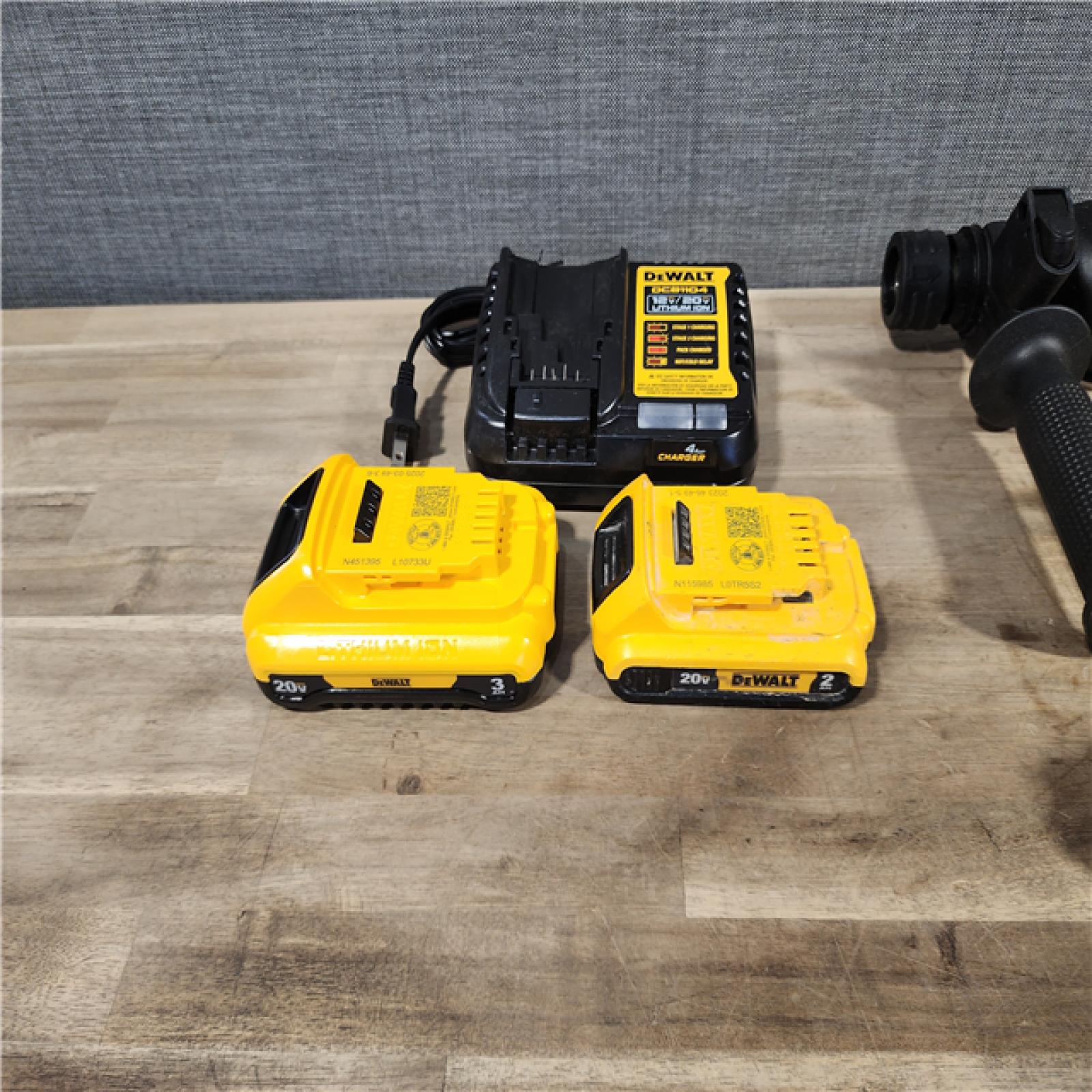 HOUSTON LOCATION - AS-IS DEWALT 4 TOOL COMBO KIT W/ (2) BATTERY & CHARGER