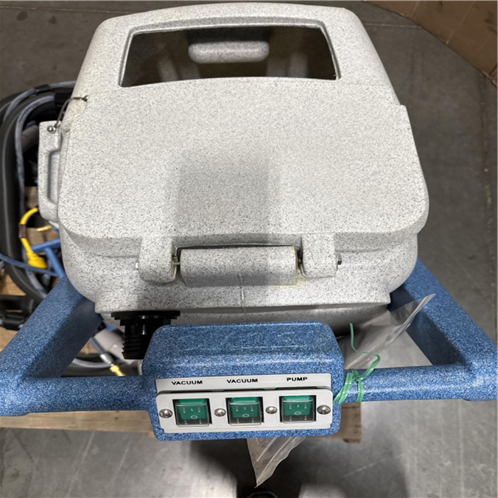 California NEW Galaxy 2000CX-HR Professional 12 Gallon Carpet Extractor includes Accessory Heater Kit