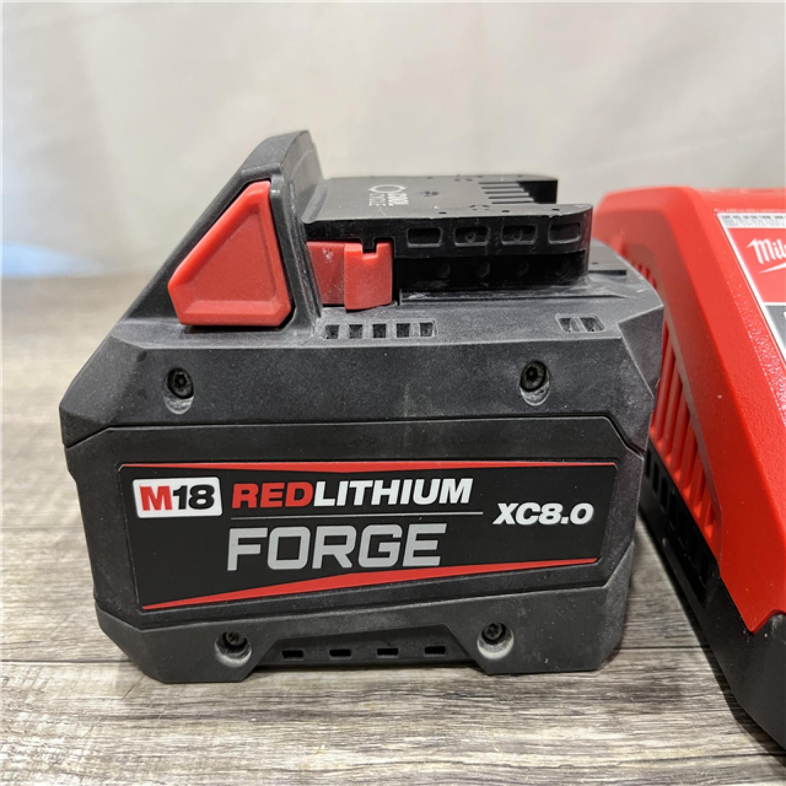AS-IS Milwaukee 18-Volt Lithium-Ion REDLITHIUM FORGE Starter Kit with 8.0Ah Battery and Rapid Charger