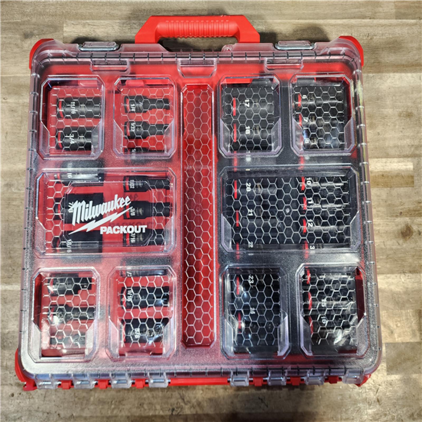 HOUSTON LOCATION - AS-IS MILWAUKEE 36 PIECE POINT SOCKET SET