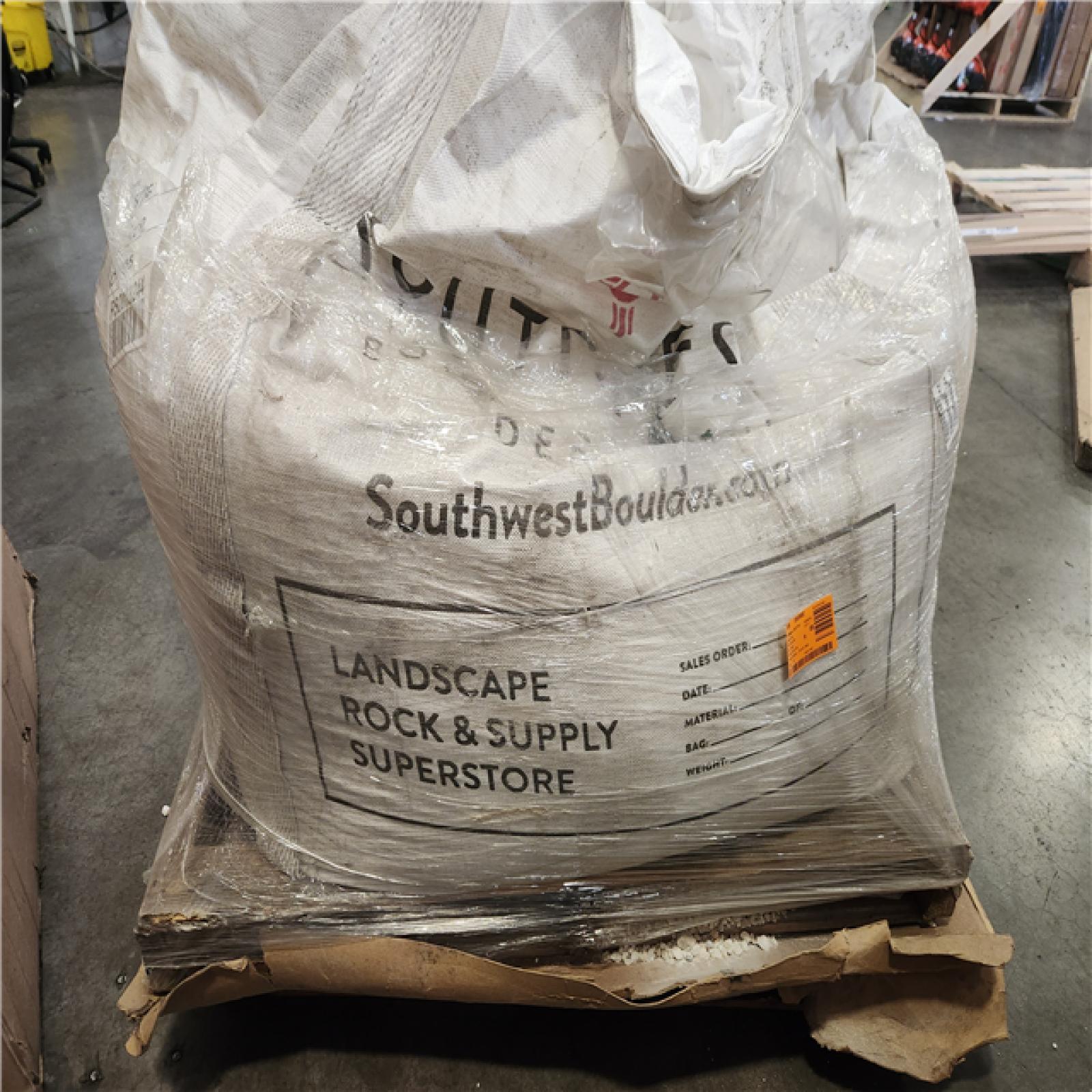 Phoenix Southwest Boulder & Stone 25 cu. ft. 3/8 in. White Ice Bulk Landscape Rock and Pebble for Gardening  Landscaping  Driveways and Walkways