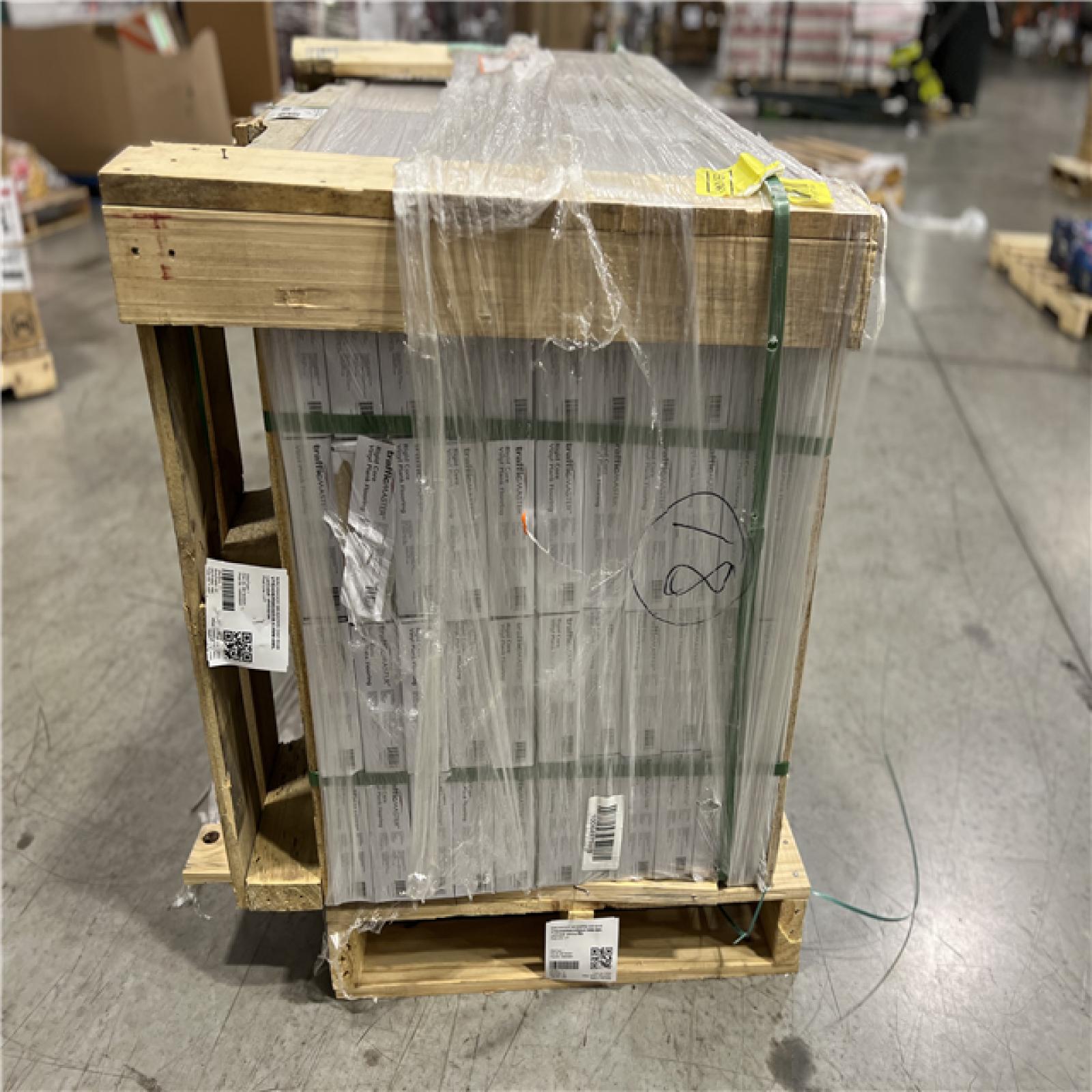 DALLAS LOCATION- TrafficMaster Birchwood Meadows Oak 6 MIL x 6 in. W x 48 in. L Waterproof Click Lock Luxury Vinyl Plank Flooring (21.95 sqft/case) PALLET -( 44 CASES)