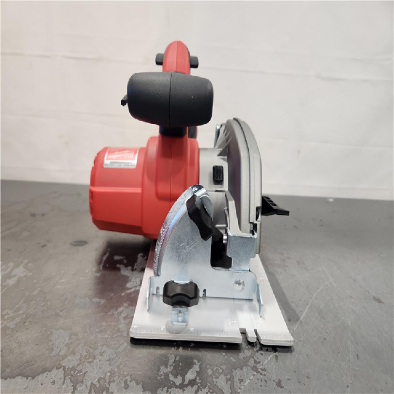 AS-IS- Milwaukee 2630-20 M18 Cordless 6-1/2 Circular Saw (Bare Tool Only)